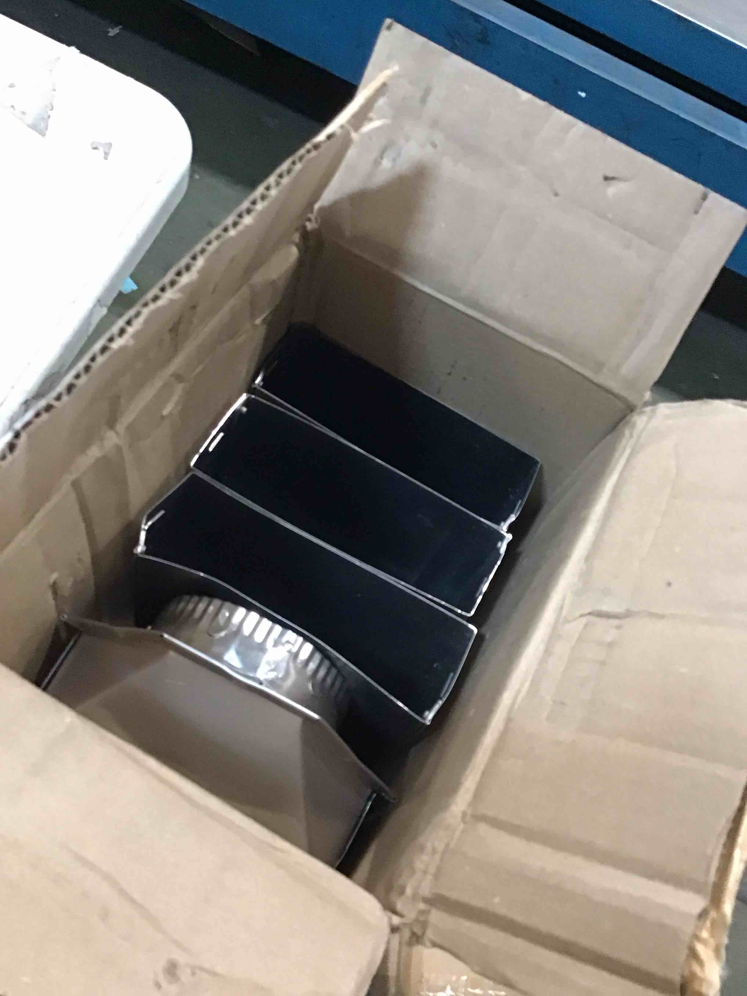https://s3.amazonaws.com/lotting-images-prod/bidfta/TEA2138222_1750514242983.jpeg