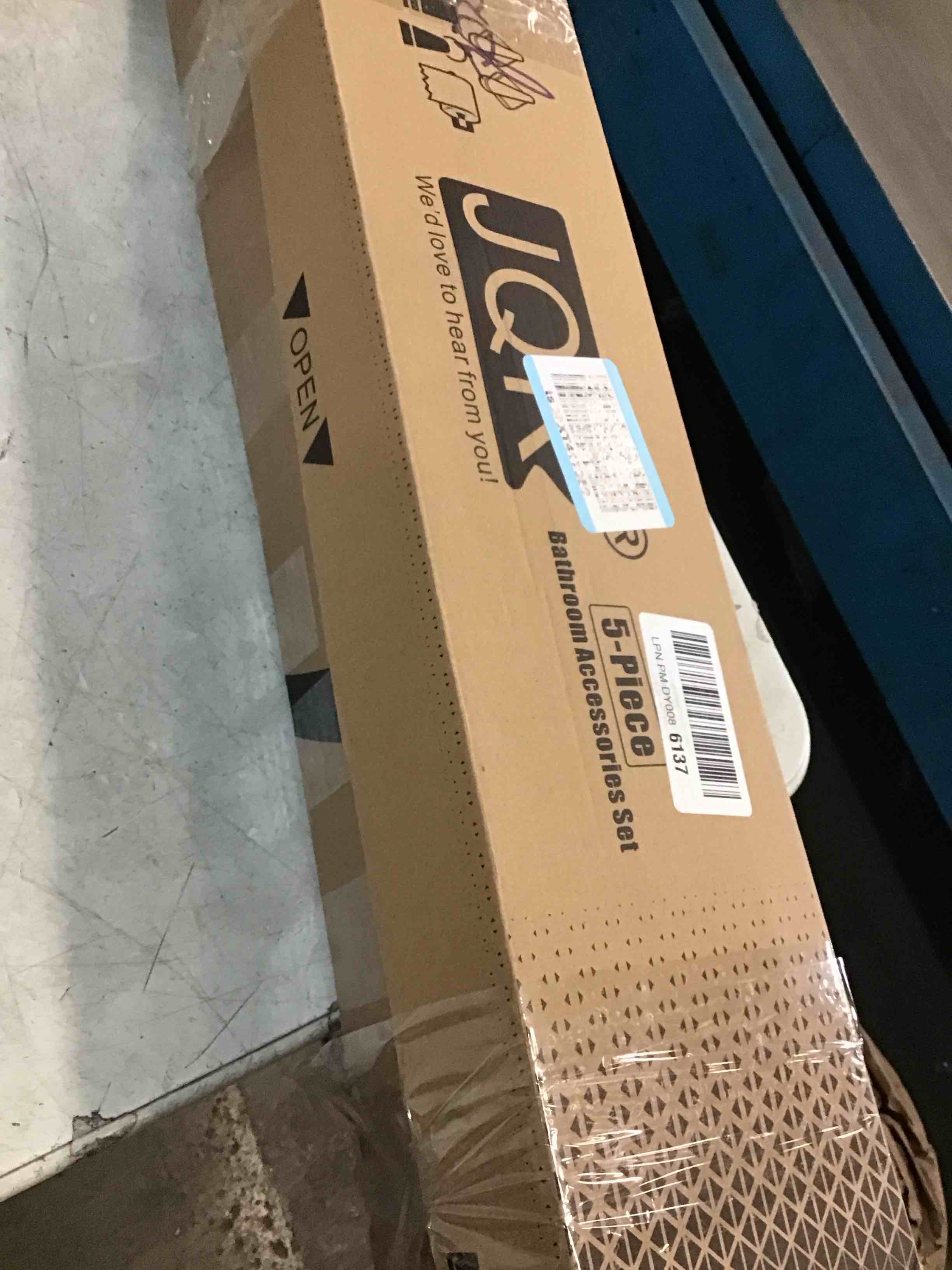 https://s3.amazonaws.com/lotting-images-prod/bidfta/TEA2138345_1750532808312.jpeg