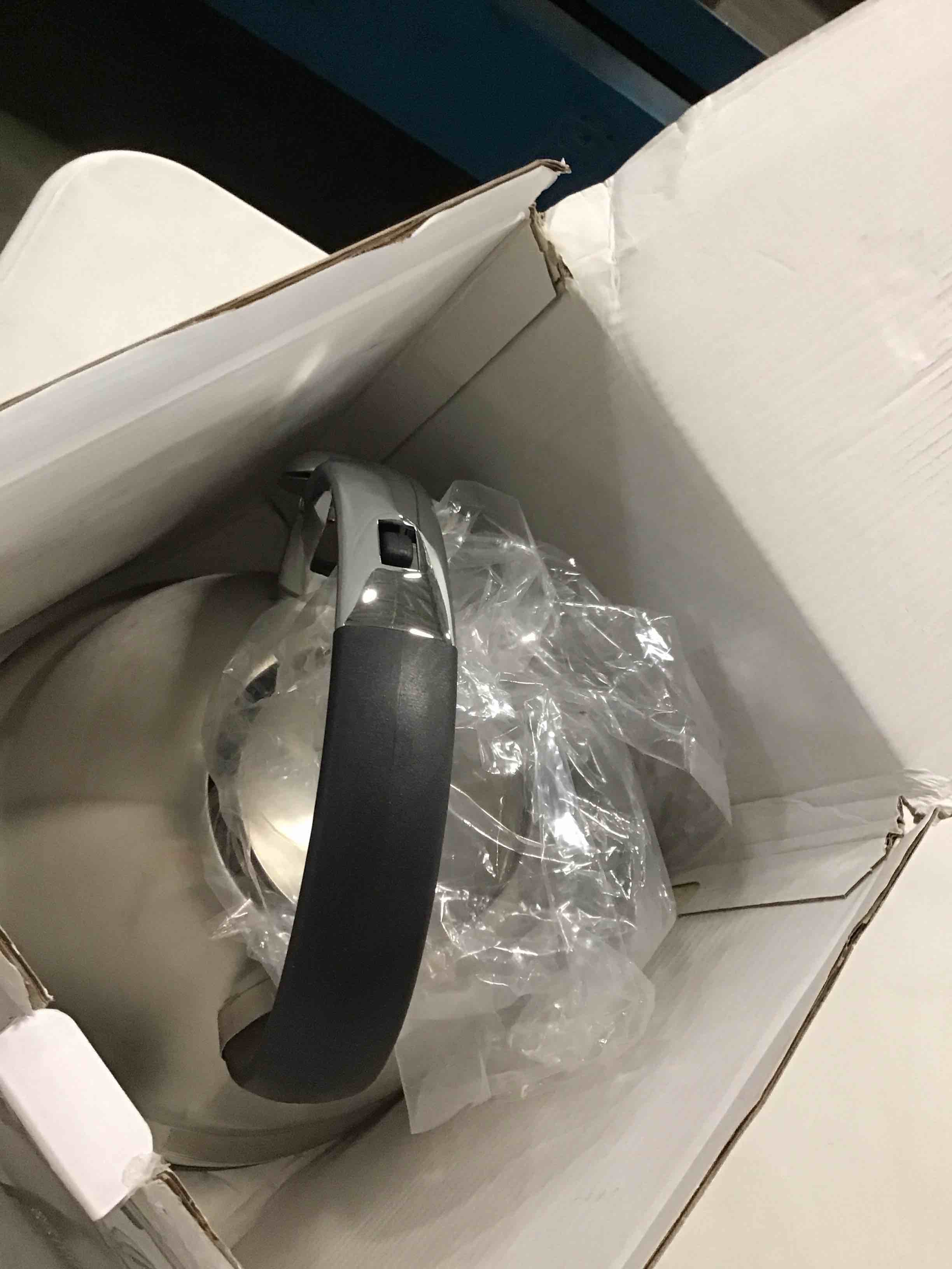 https://s3.amazonaws.com/lotting-images-prod/bidfta/TEA2139072_1750943465741.jpeg