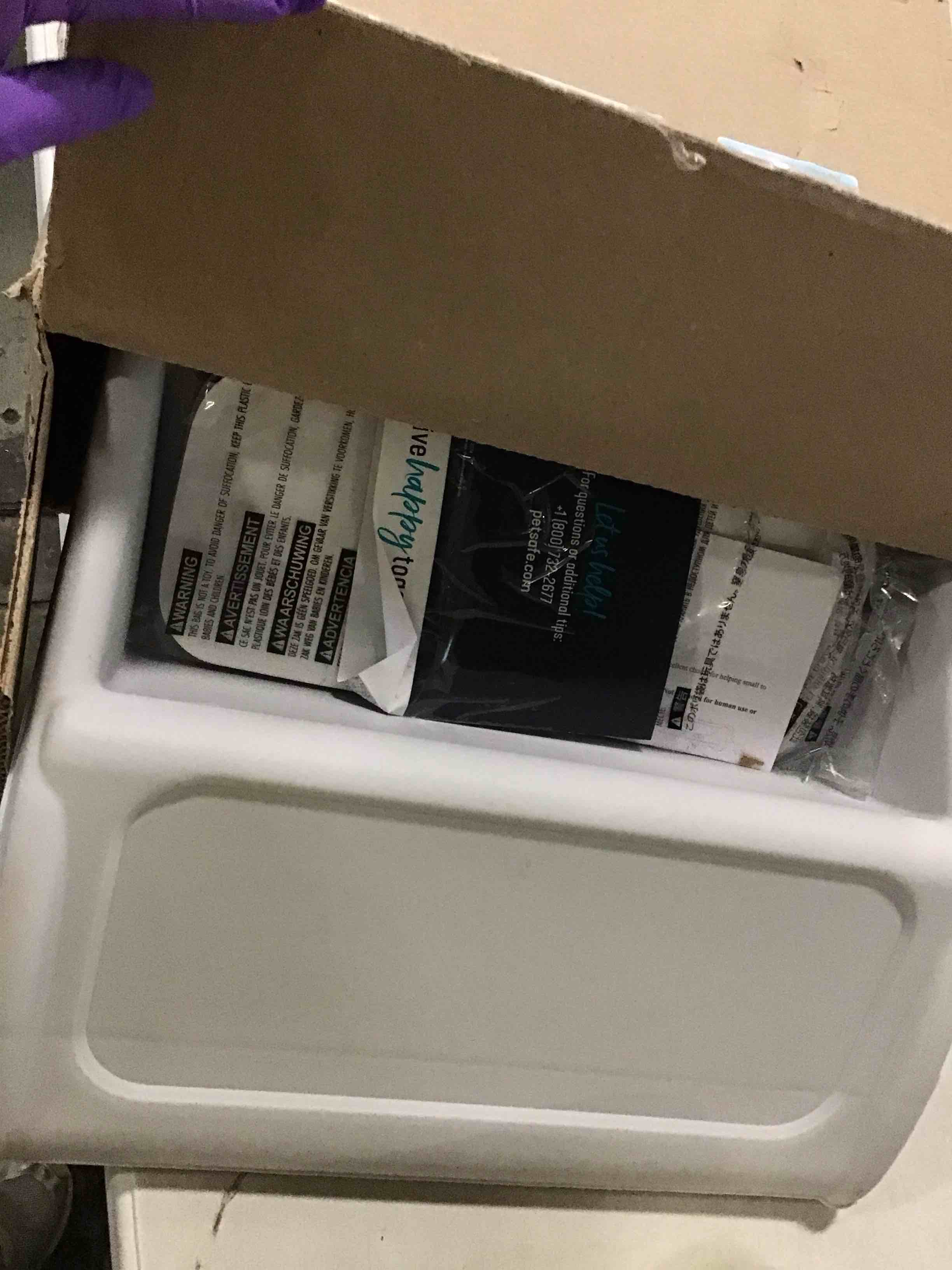 https://s3.amazonaws.com/lotting-images-prod/bidfta/TEA2139089_1750941067761.jpeg