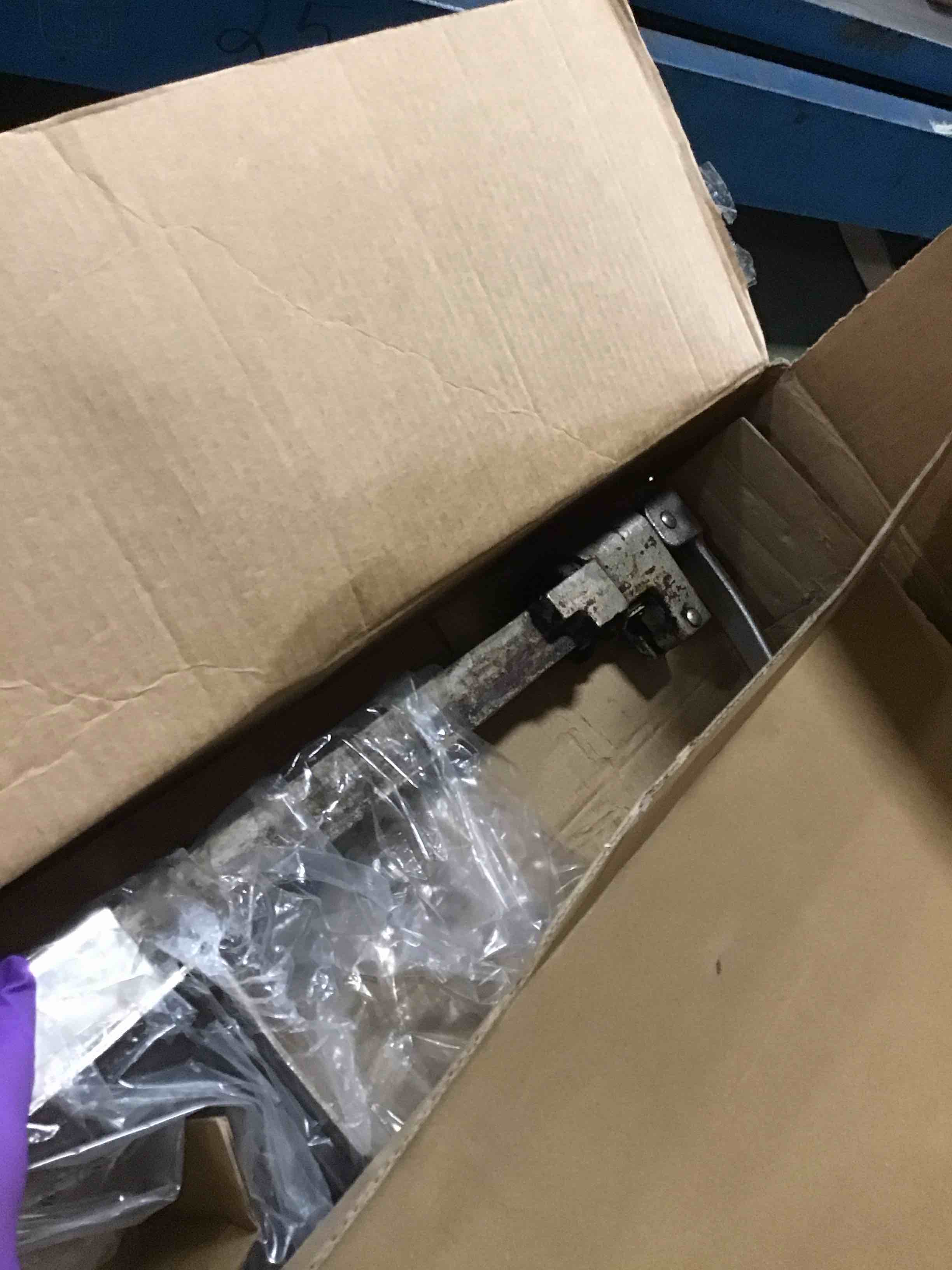 https://s3.amazonaws.com/lotting-images-prod/bidfta/TEA2139090_1750940418606.jpeg