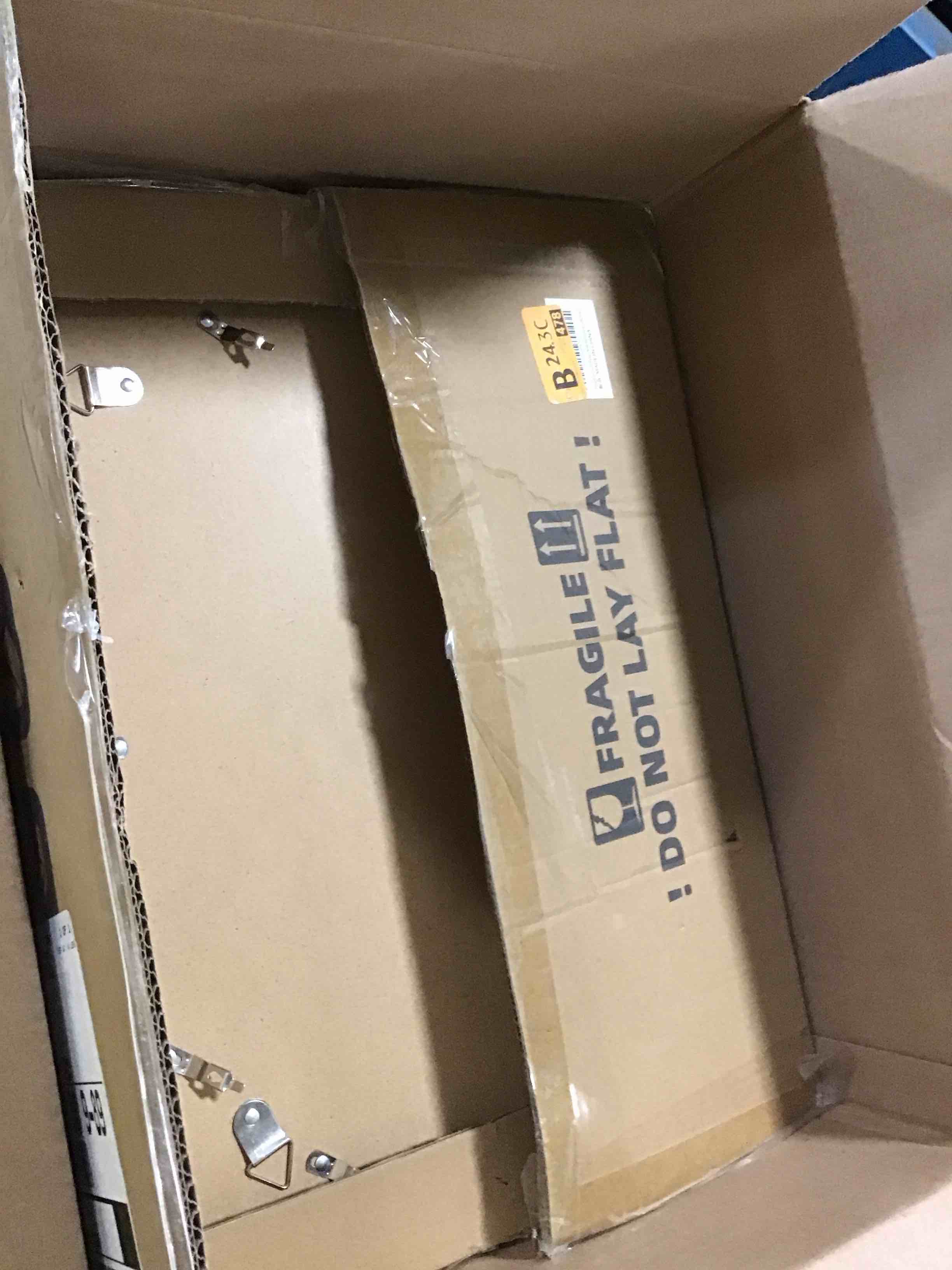 https://s3.amazonaws.com/lotting-images-prod/bidfta/TEA2139092_1750940578916.jpeg