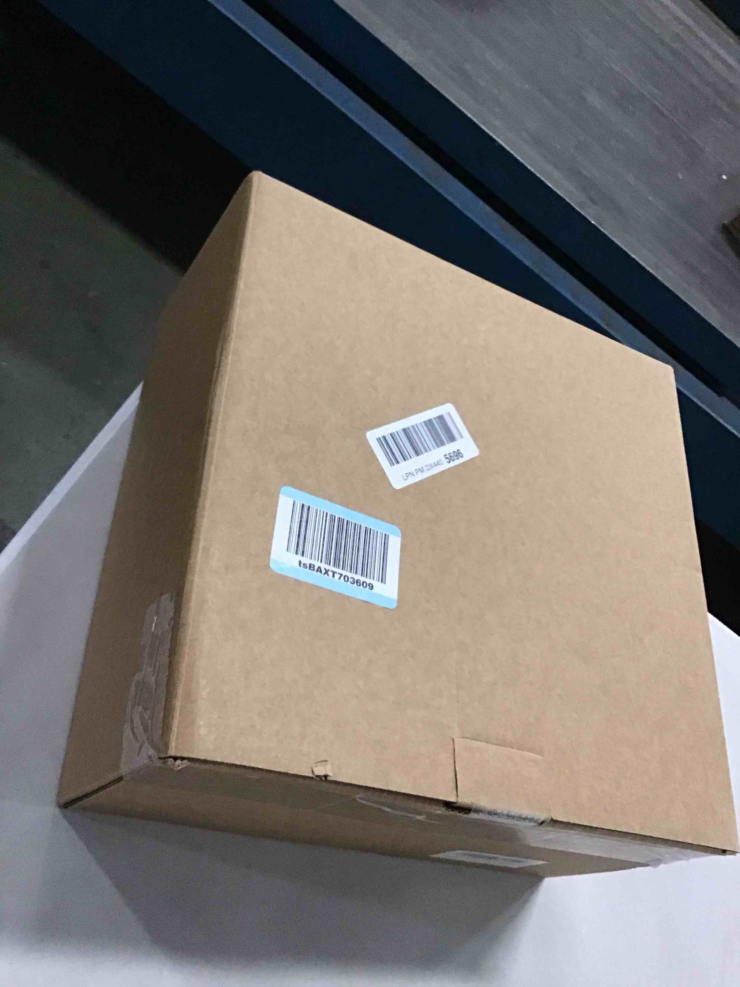 https://s3.amazonaws.com/lotting-images-prod/bidfta/TEA2139096_1750939811270.jpeg