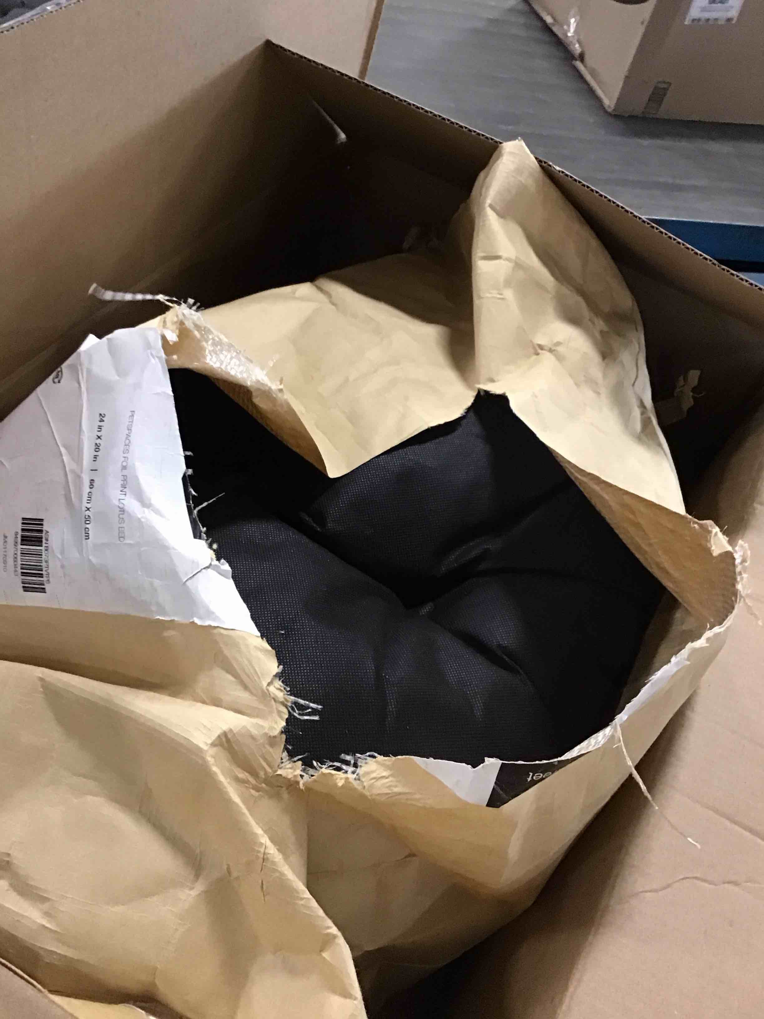 https://s3.amazonaws.com/lotting-images-prod/bidfta/TEA2139104_1750941587561.jpeg