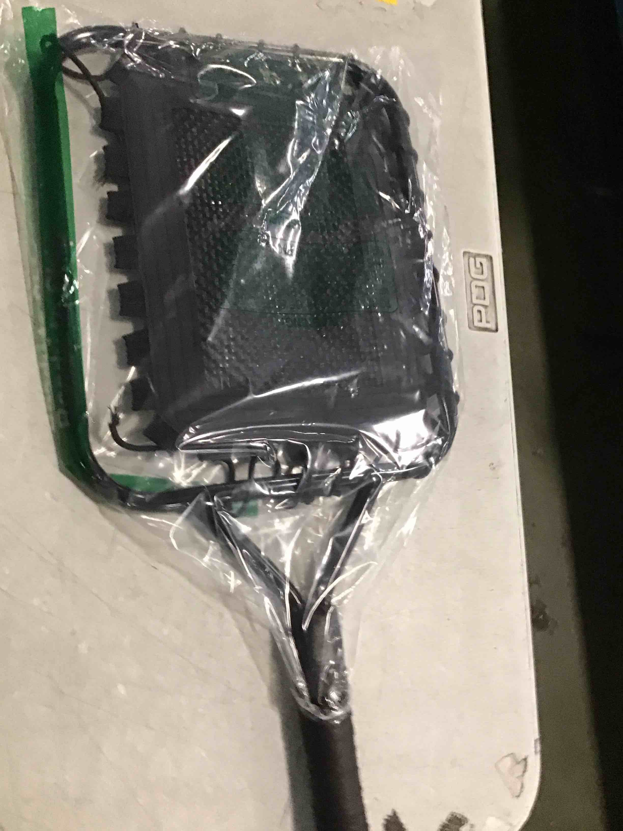https://s3.amazonaws.com/lotting-images-prod/bidfta/TEA2139234_1751030974786.jpeg
