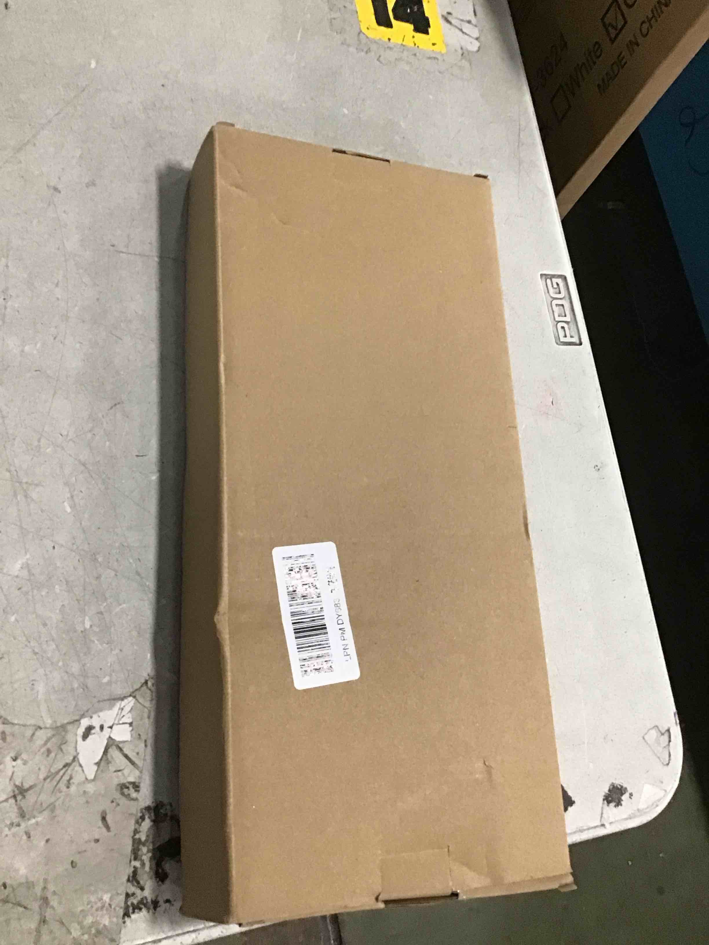 https://s3.amazonaws.com/lotting-images-prod/bidfta/TEA2139289_1751027275337.jpeg