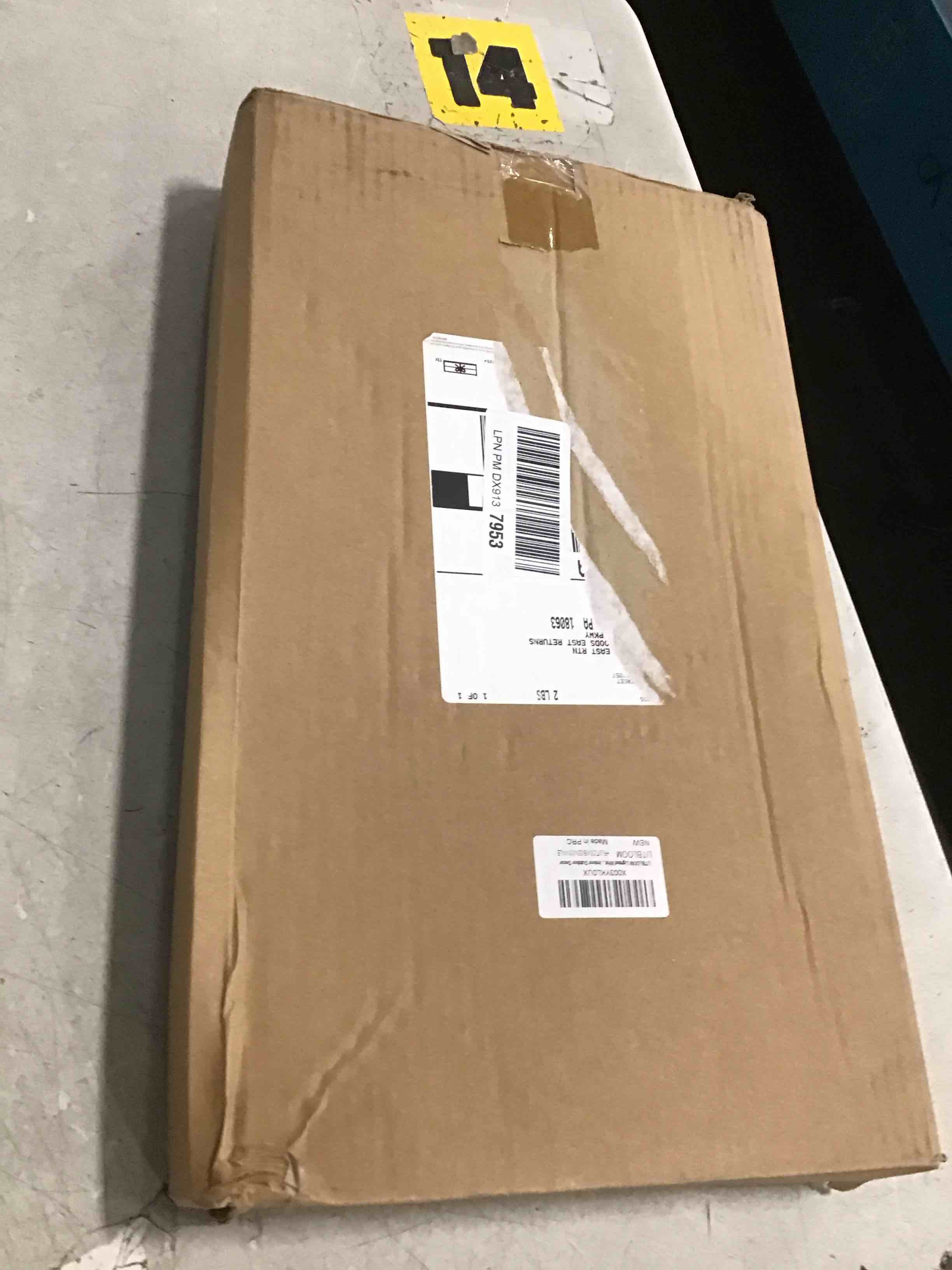 https://s3.amazonaws.com/lotting-images-prod/bidfta/TEA2139311_1751026396407.jpeg