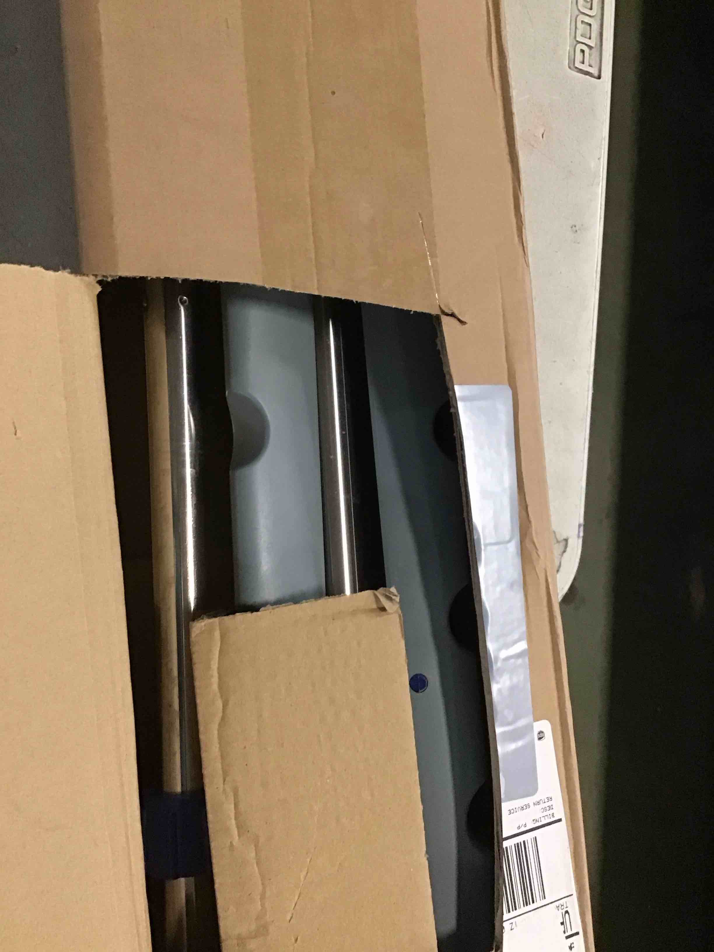 https://s3.amazonaws.com/lotting-images-prod/bidfta/TEA2139374_1751042061323.jpeg