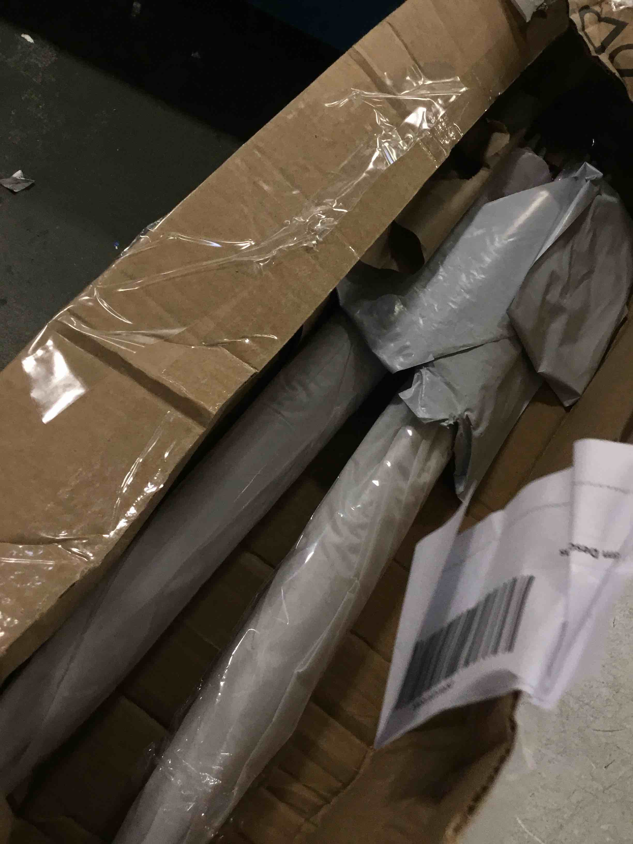 https://s3.amazonaws.com/lotting-images-prod/bidfta/TEA2139527_1751289446285.jpeg