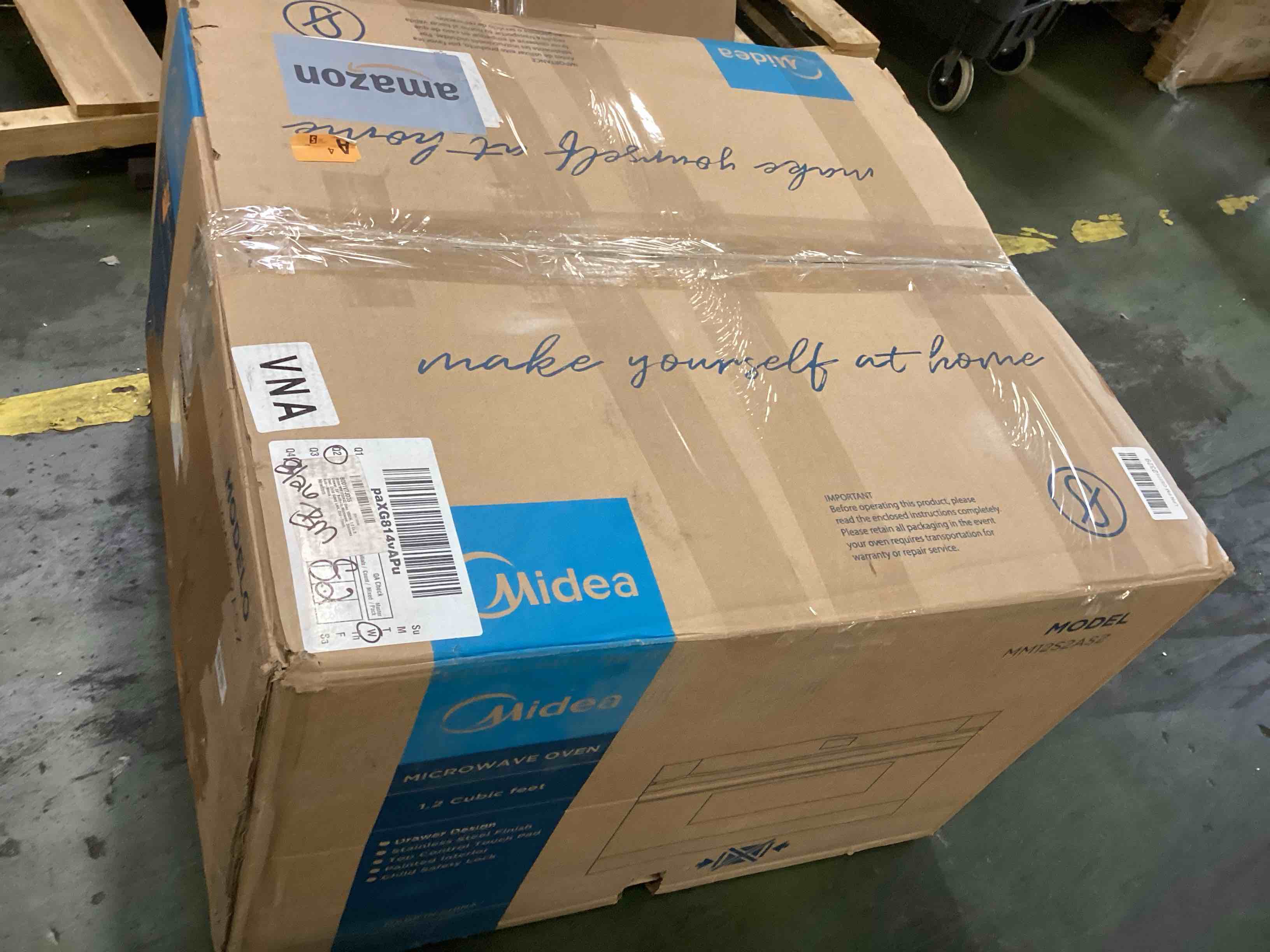 https://s3.amazonaws.com/lotting-images-prod/bidfta/TEA2140426_1745929127115.jpeg