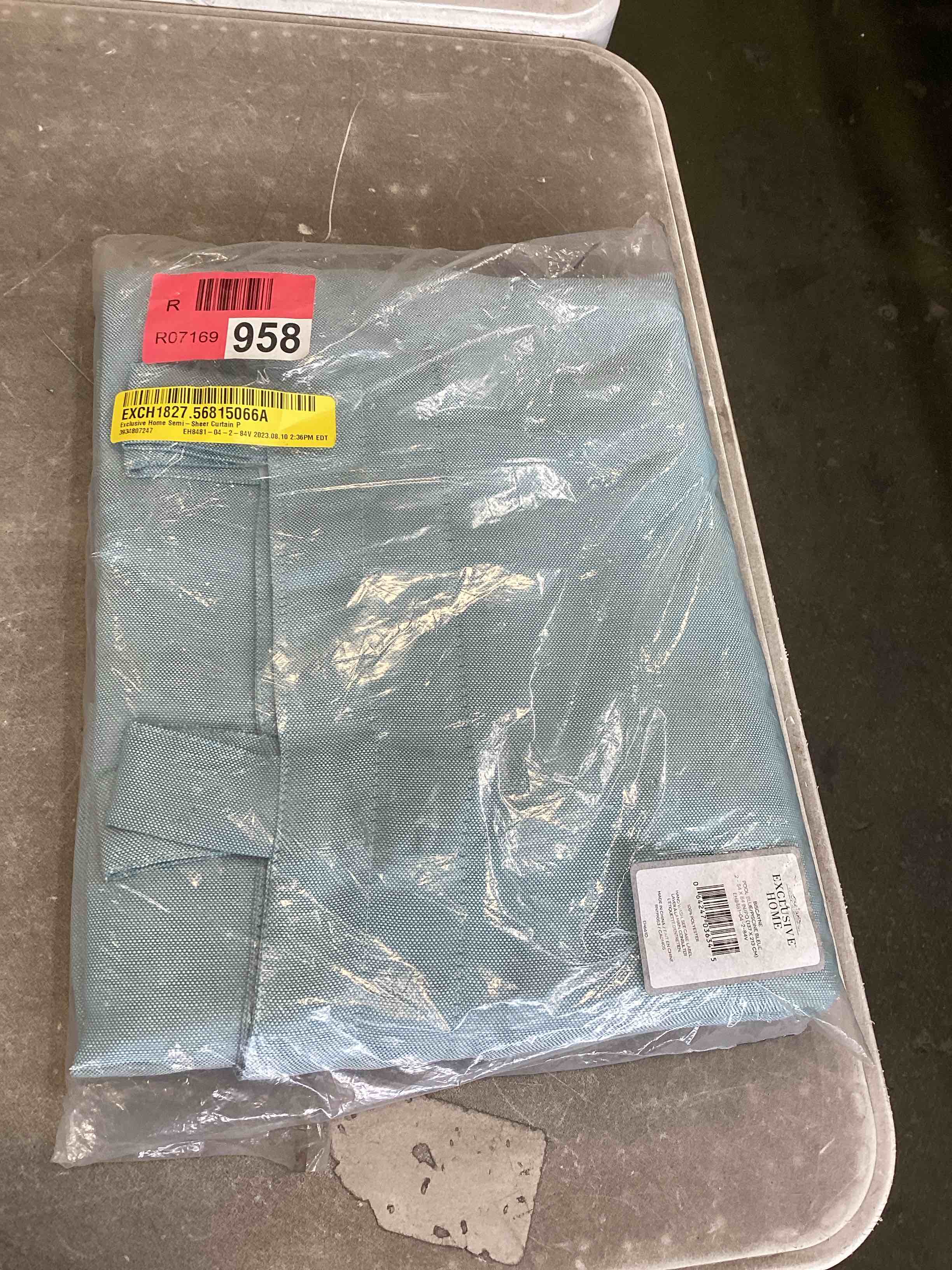 https://s3.amazonaws.com/lotting-images-prod/bidfta/TEA2140492_1745953208749.jpeg