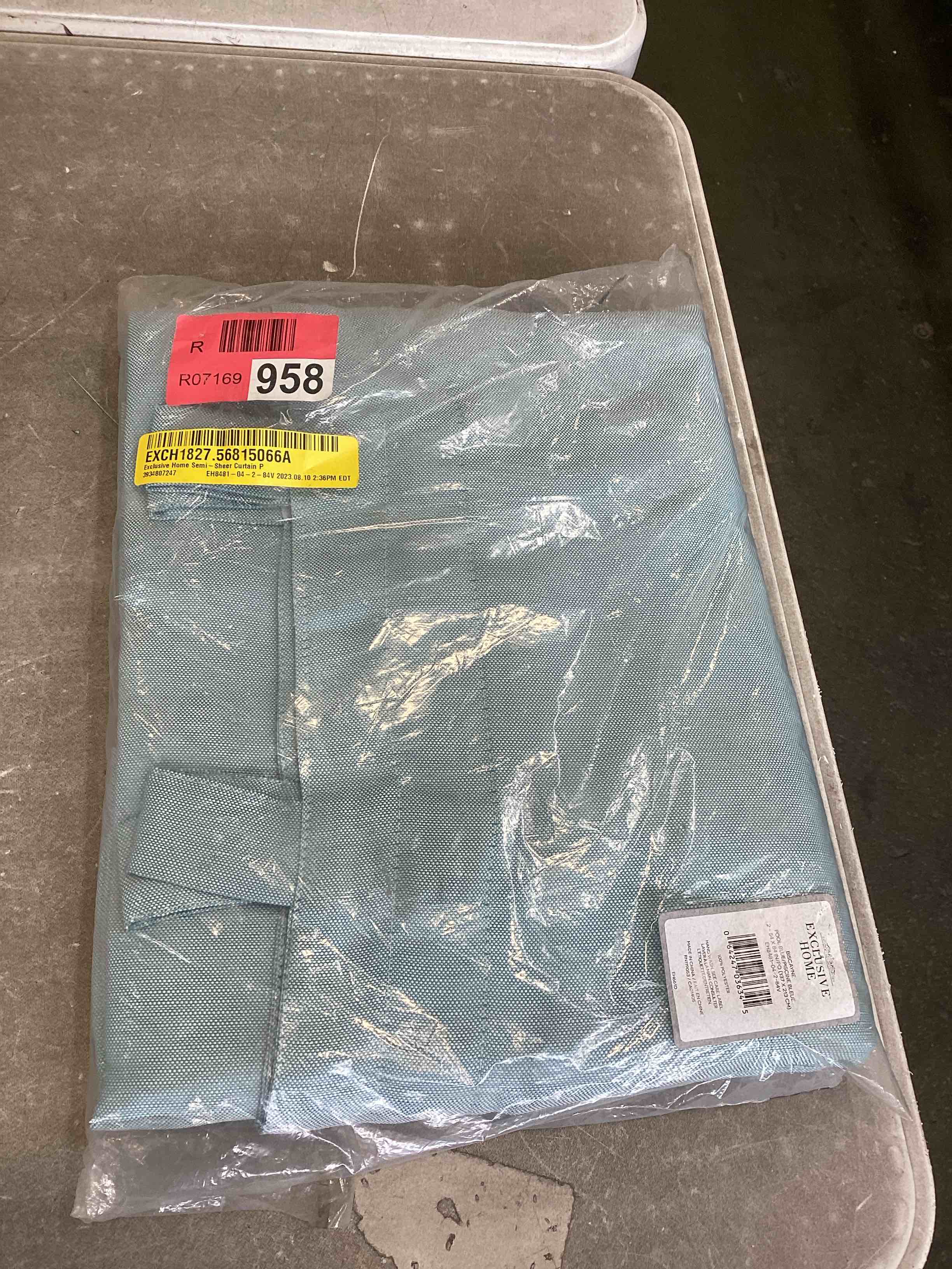 https://s3.amazonaws.com/lotting-images-prod/bidfta/TEA2140492_1745953209556.jpeg