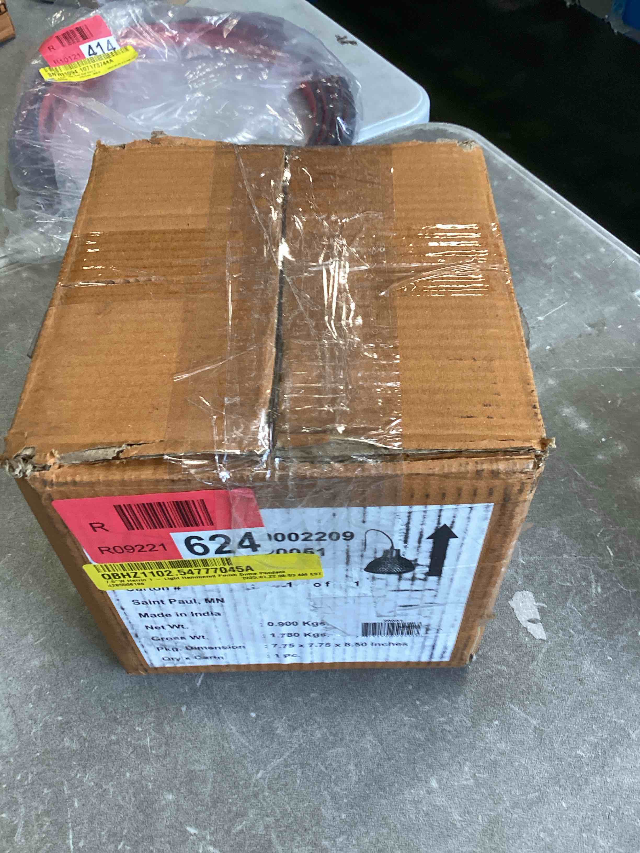 https://s3.amazonaws.com/lotting-images-prod/bidfta/TEA2140545_1746020438365.jpeg
