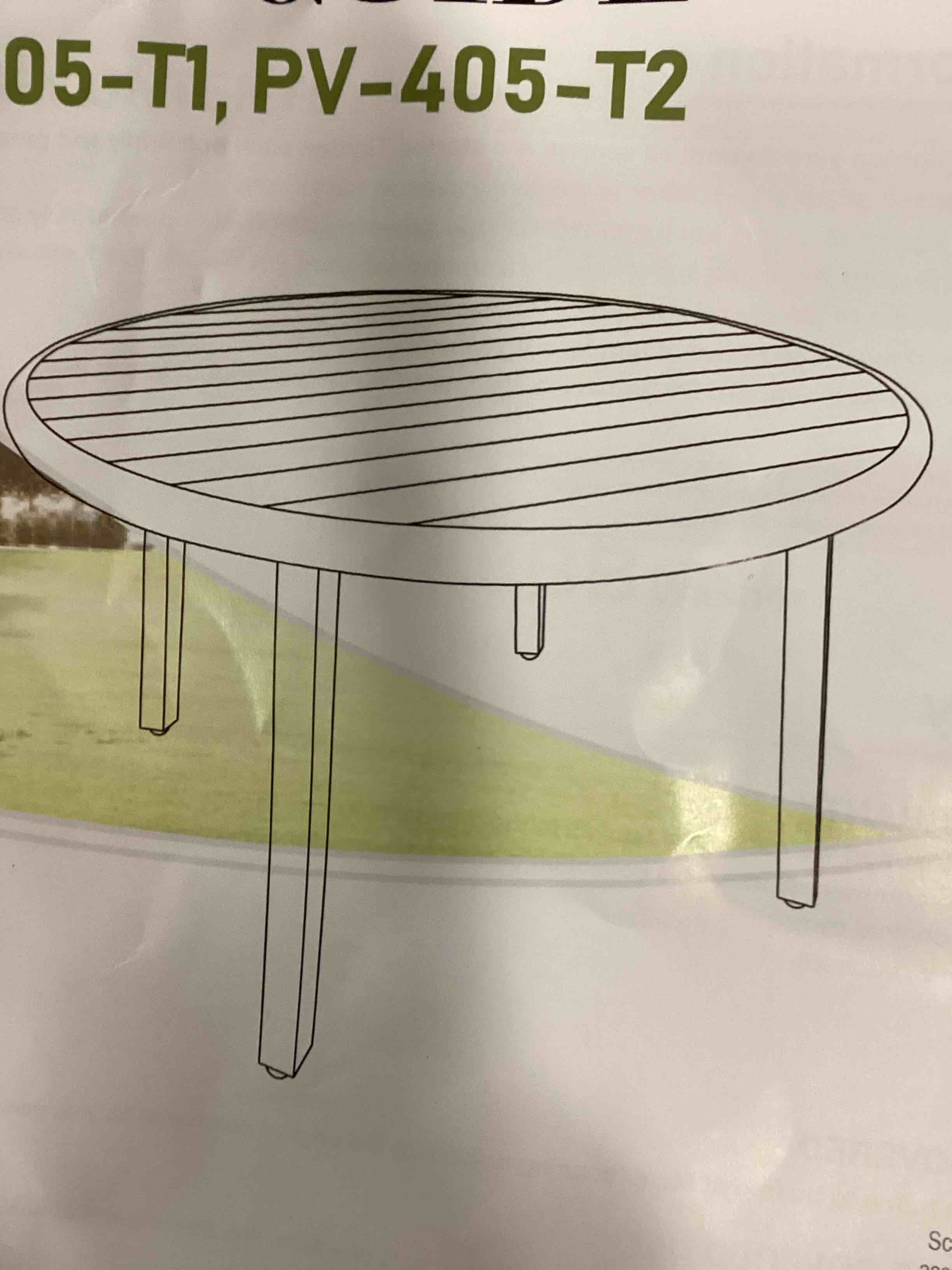 Table 22"H Dimensions: 17.7" H x 32" L x 32" W