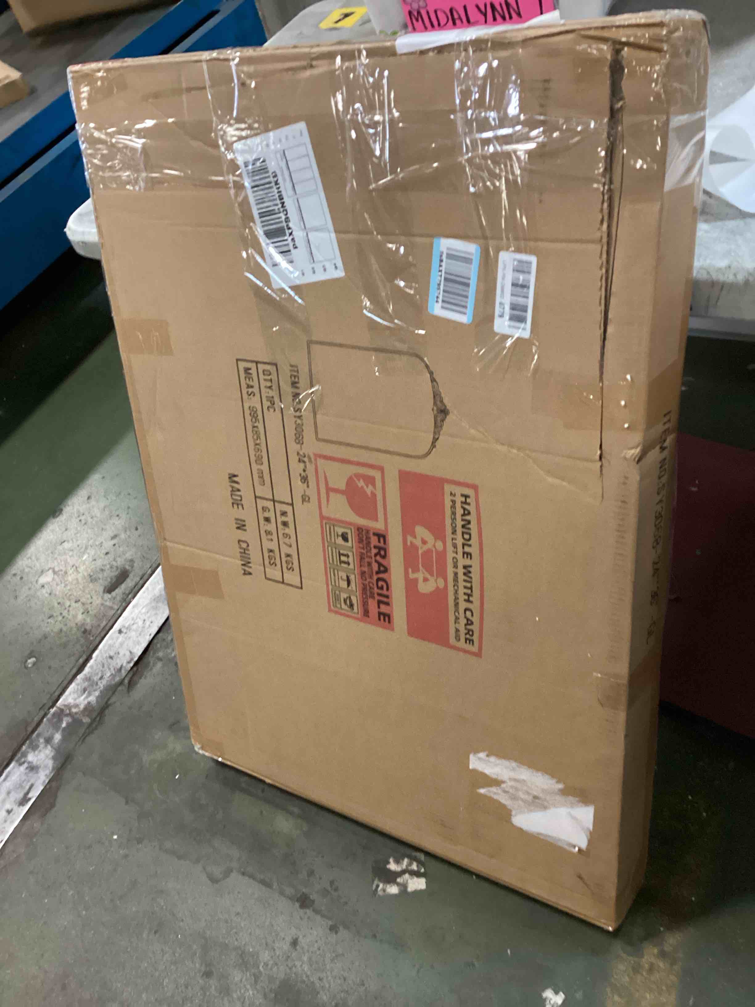 https://s3.amazonaws.com/lotting-images-prod/bidfta/TEA2141313_1746450245136.jpeg