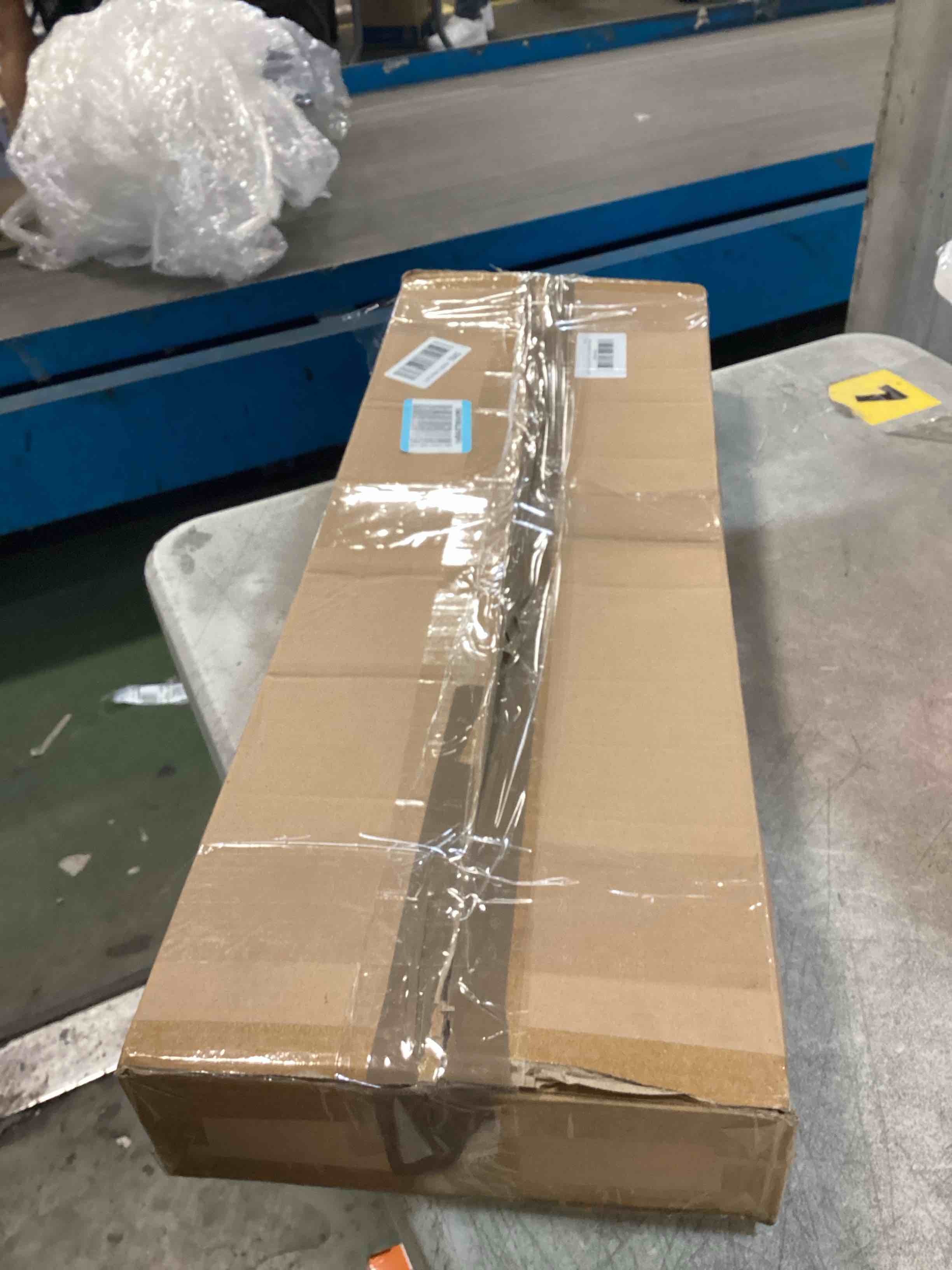 https://s3.amazonaws.com/lotting-images-prod/bidfta/TEA2141370_1746458287397.jpeg