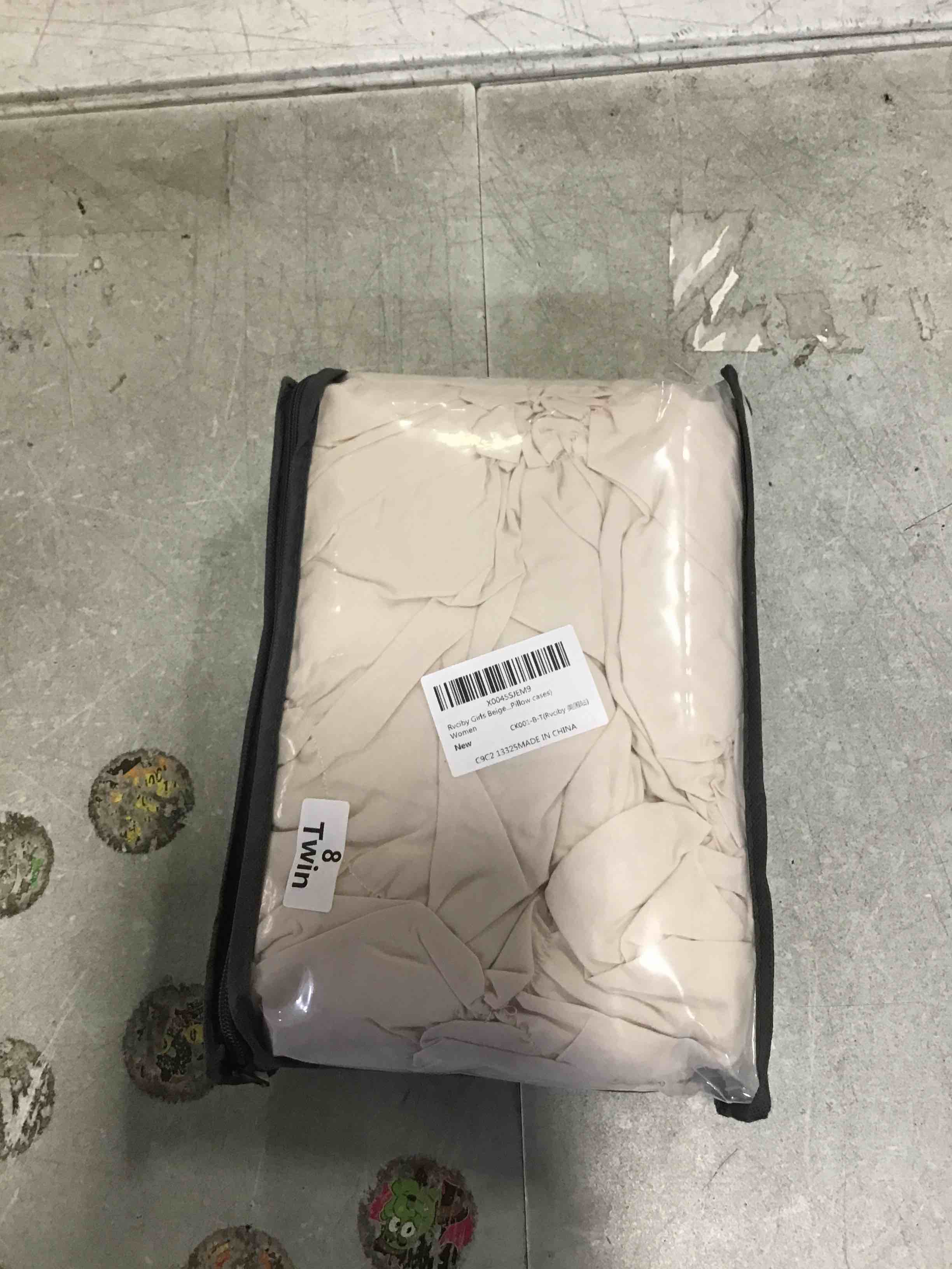https://s3.amazonaws.com/lotting-images-prod/bidfta/TEA2143558_1745254555818.jpeg