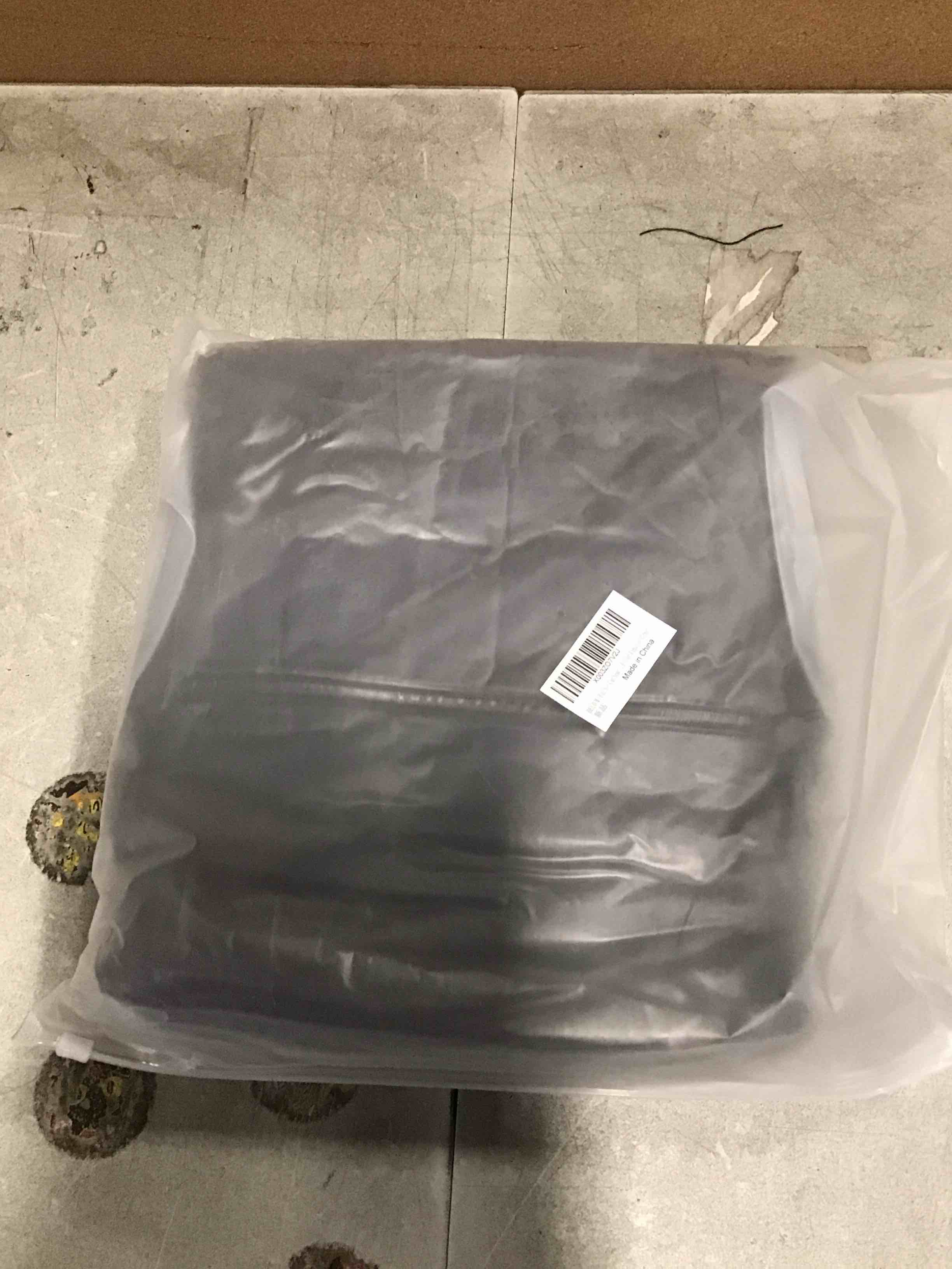 https://s3.amazonaws.com/lotting-images-prod/bidfta/TEA2143979_1745610040961.jpeg