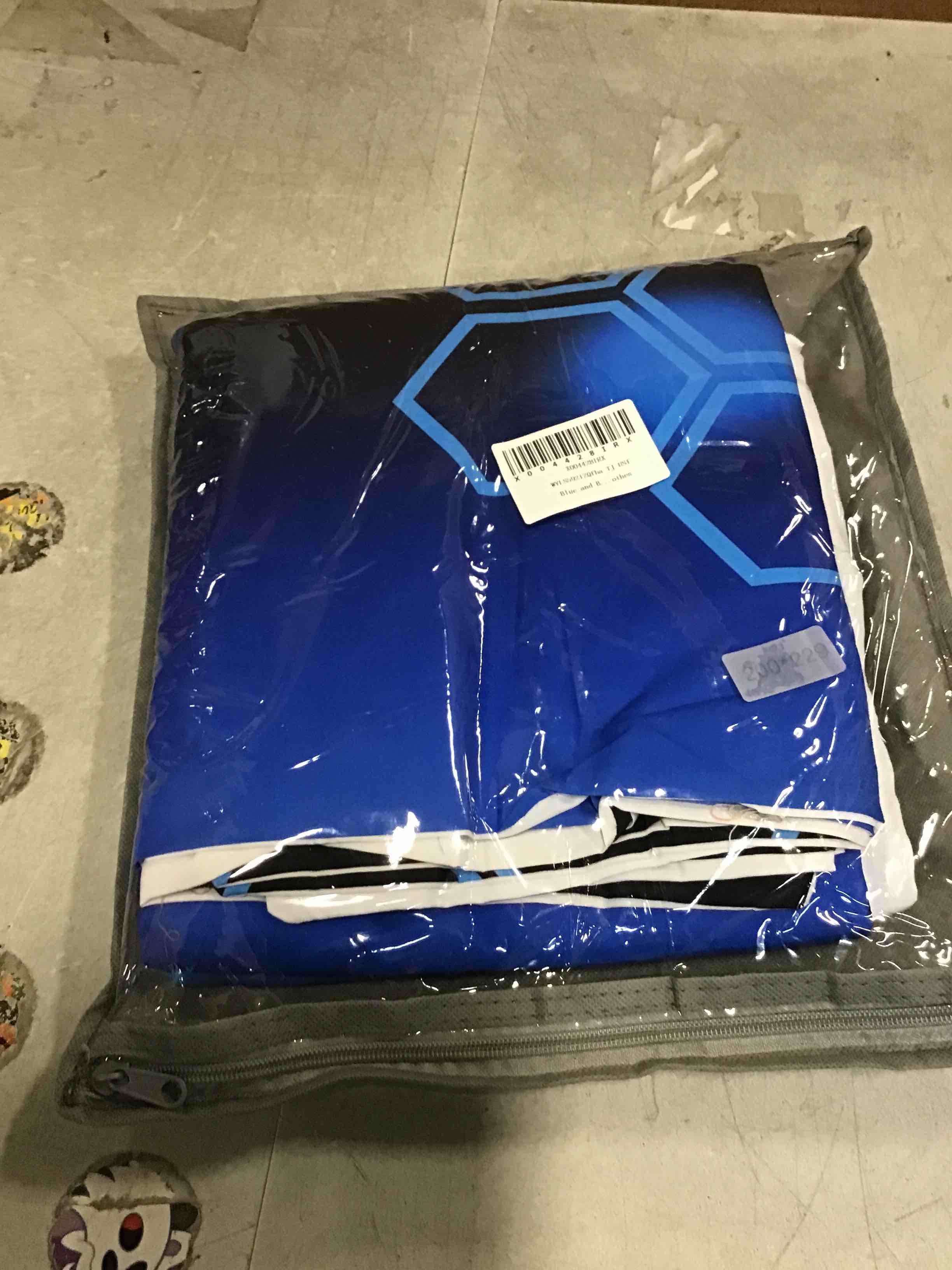 https://s3.amazonaws.com/lotting-images-prod/bidfta/TEA2144185_1745860470597.jpeg