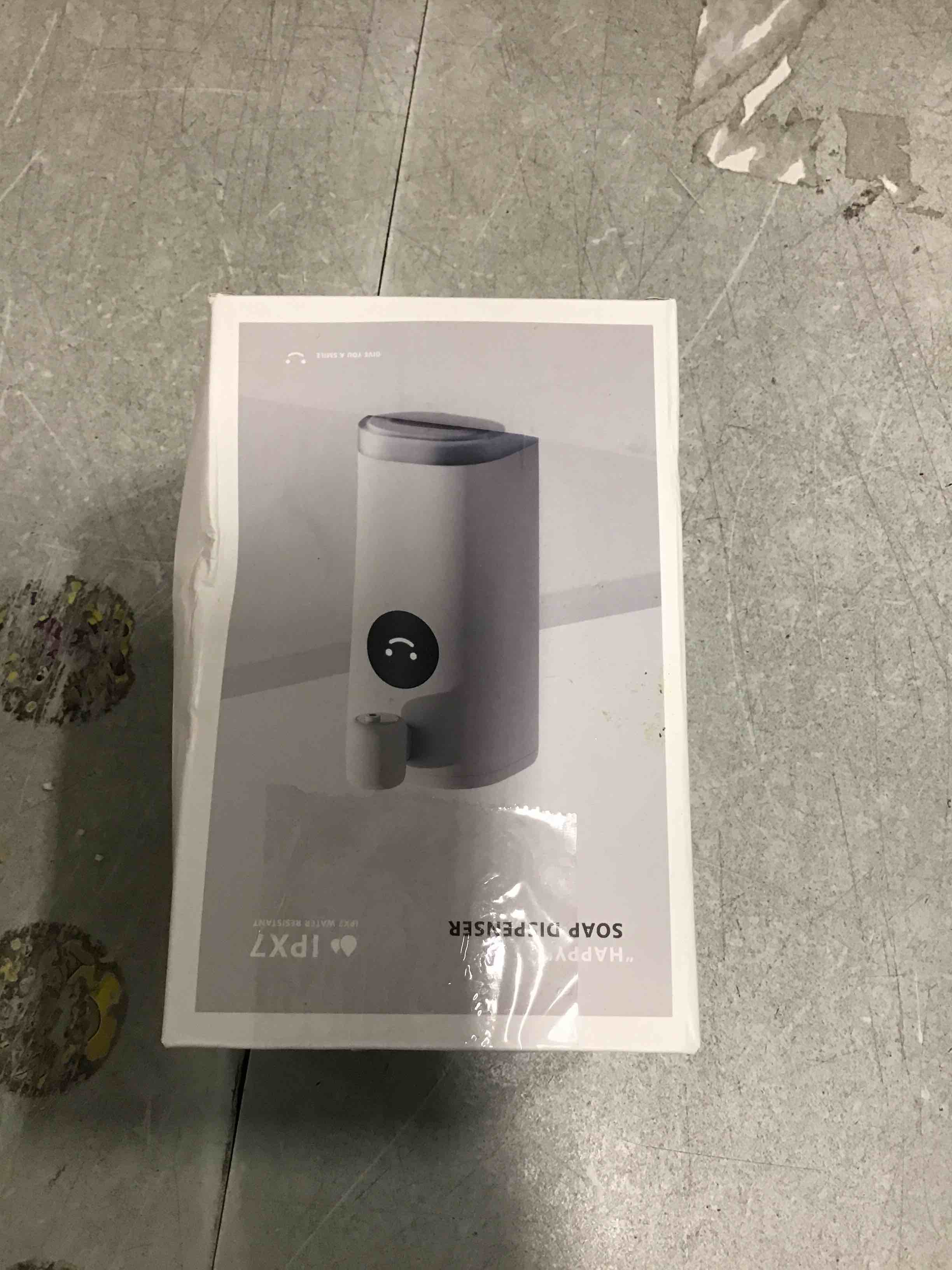 https://s3.amazonaws.com/lotting-images-prod/bidfta/TEA2144337_1745933097785.jpeg