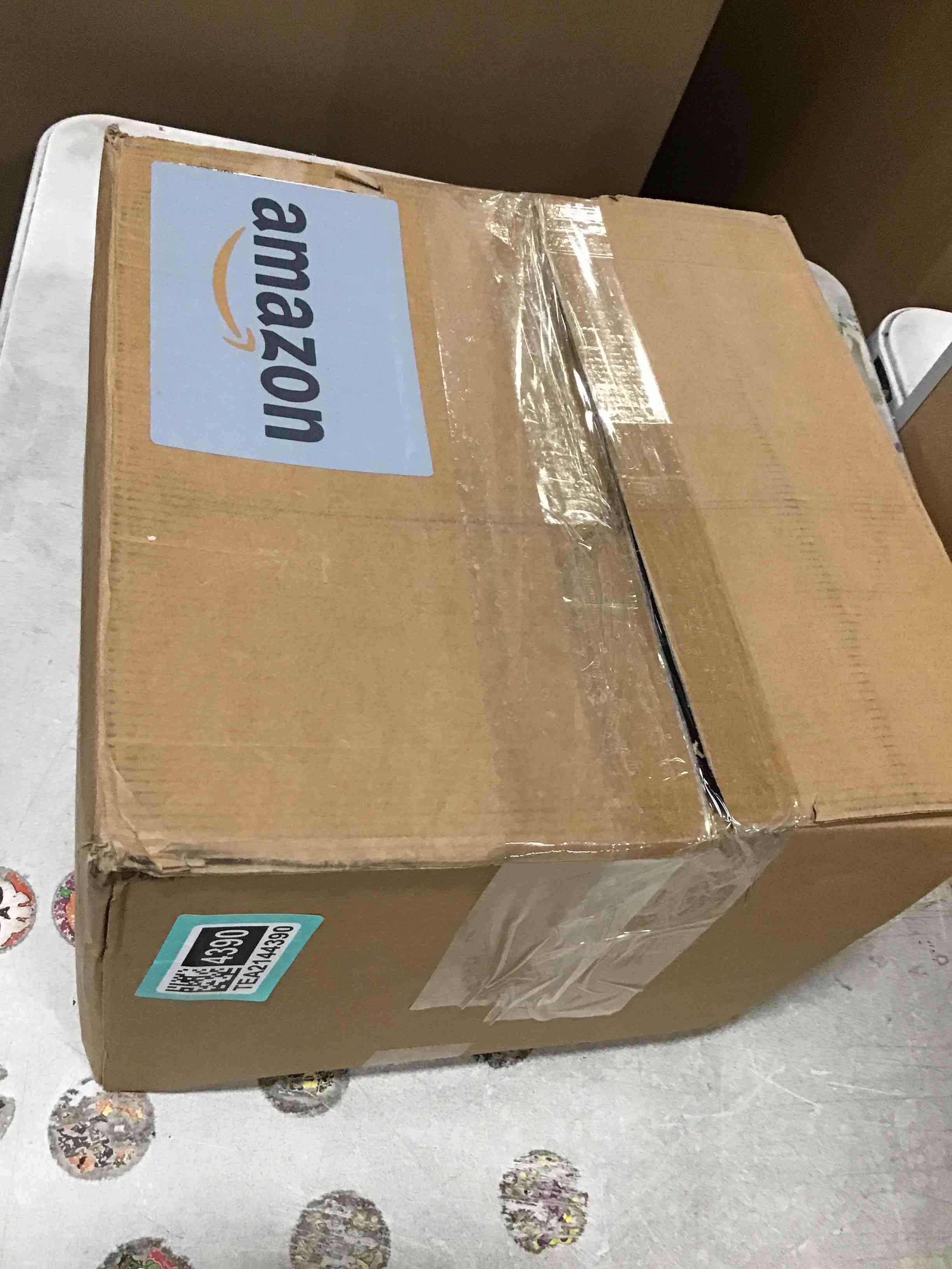 https://s3.amazonaws.com/lotting-images-prod/bidfta/TEA2144390_1745945903554.jpeg