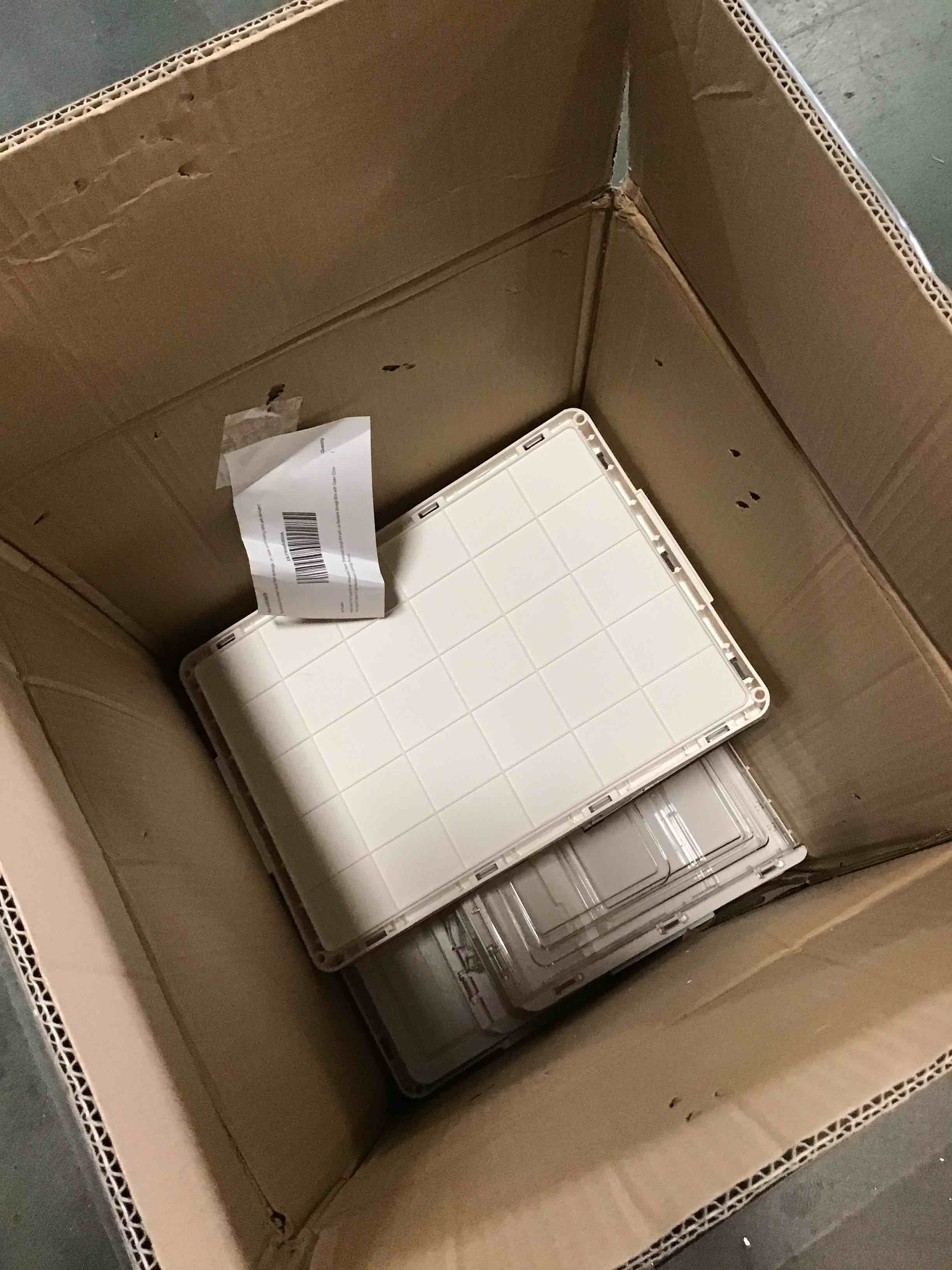 https://s3.amazonaws.com/lotting-images-prod/bidfta/TEA2144647_1746475687961.jpeg