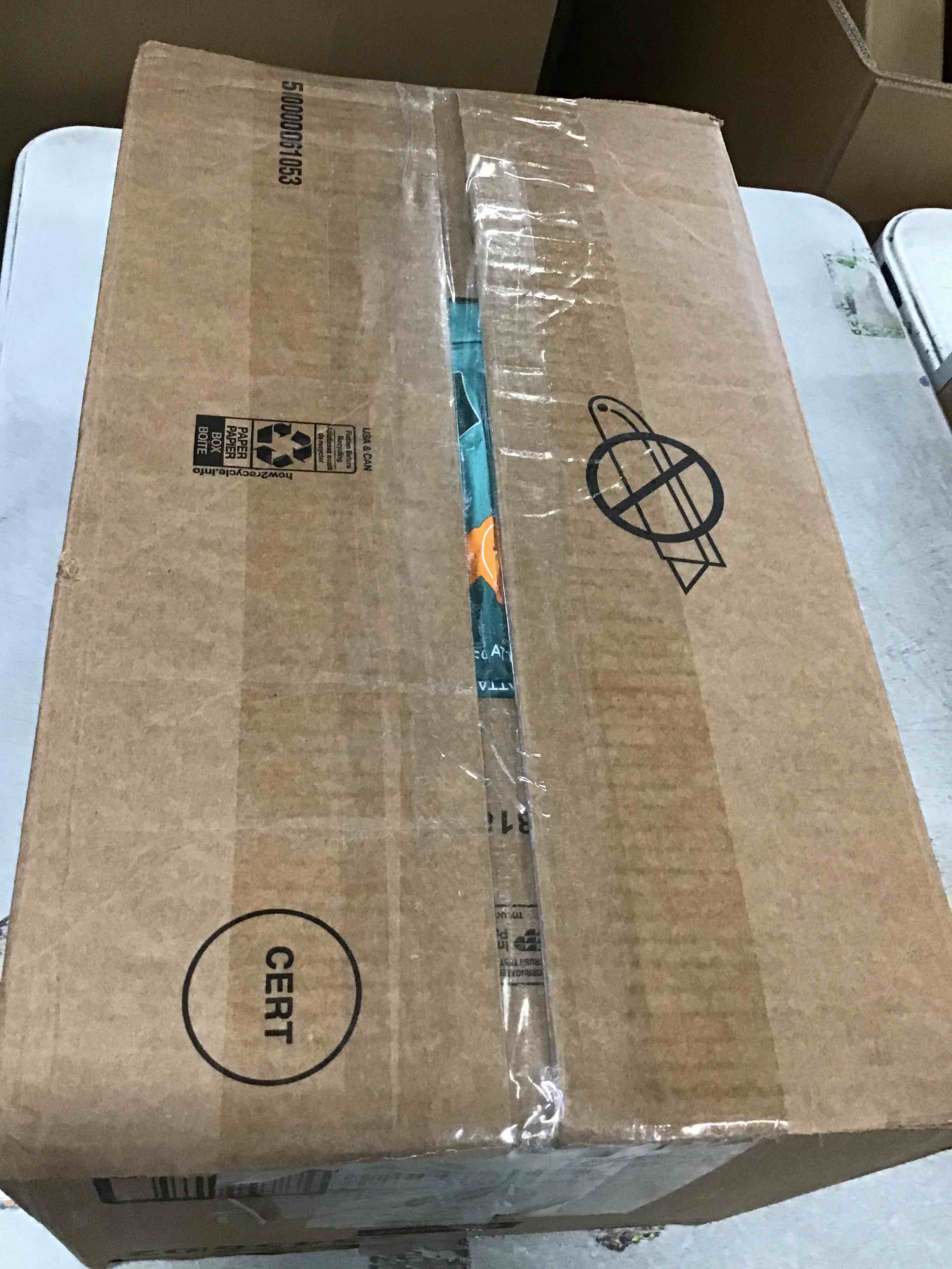 https://s3.amazonaws.com/lotting-images-prod/bidfta/TEA2145269_1747065934849.jpeg