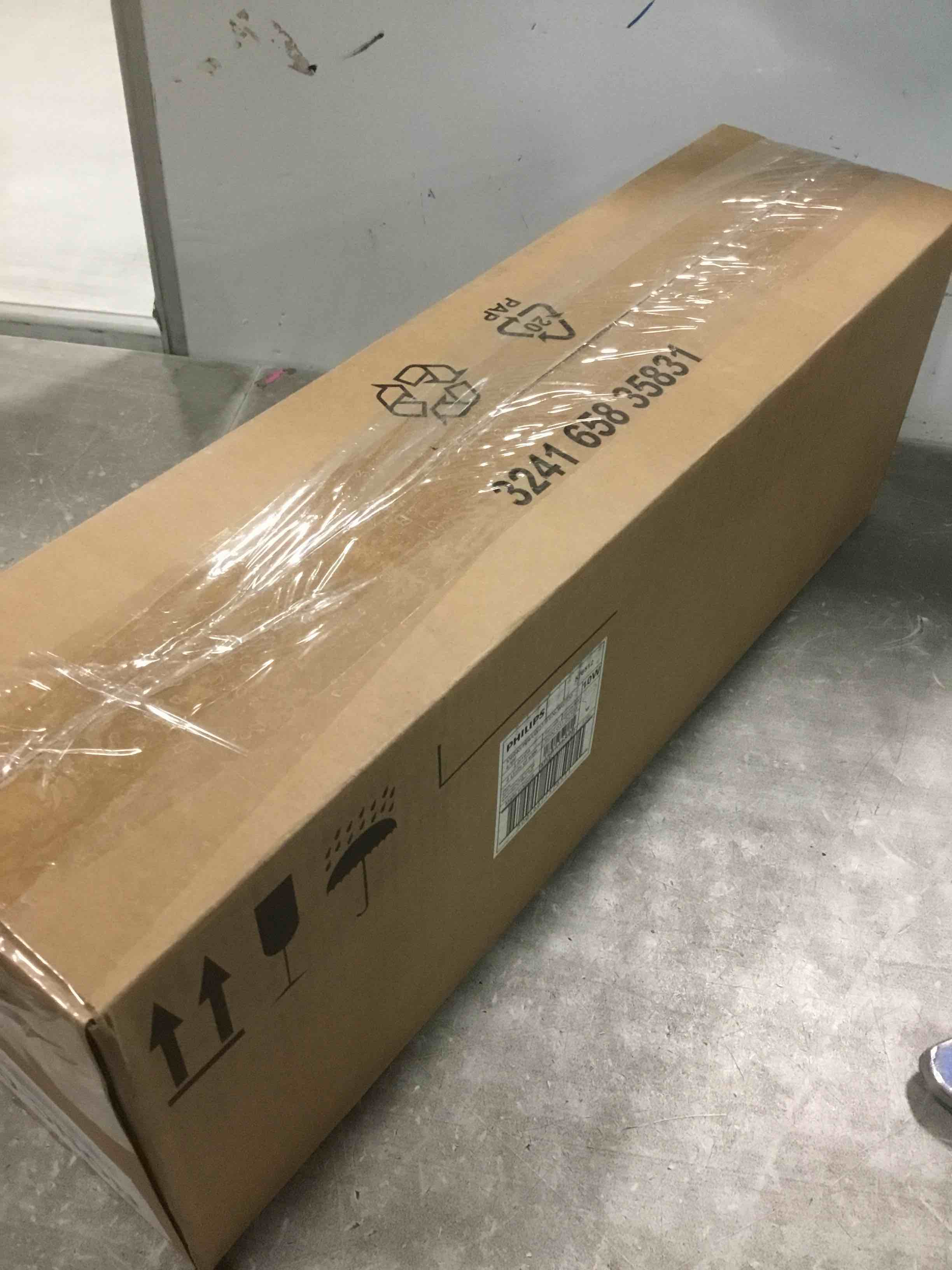 https://s3.amazonaws.com/lotting-images-prod/bidfta/TEA2152514_1742385893286.jpeg