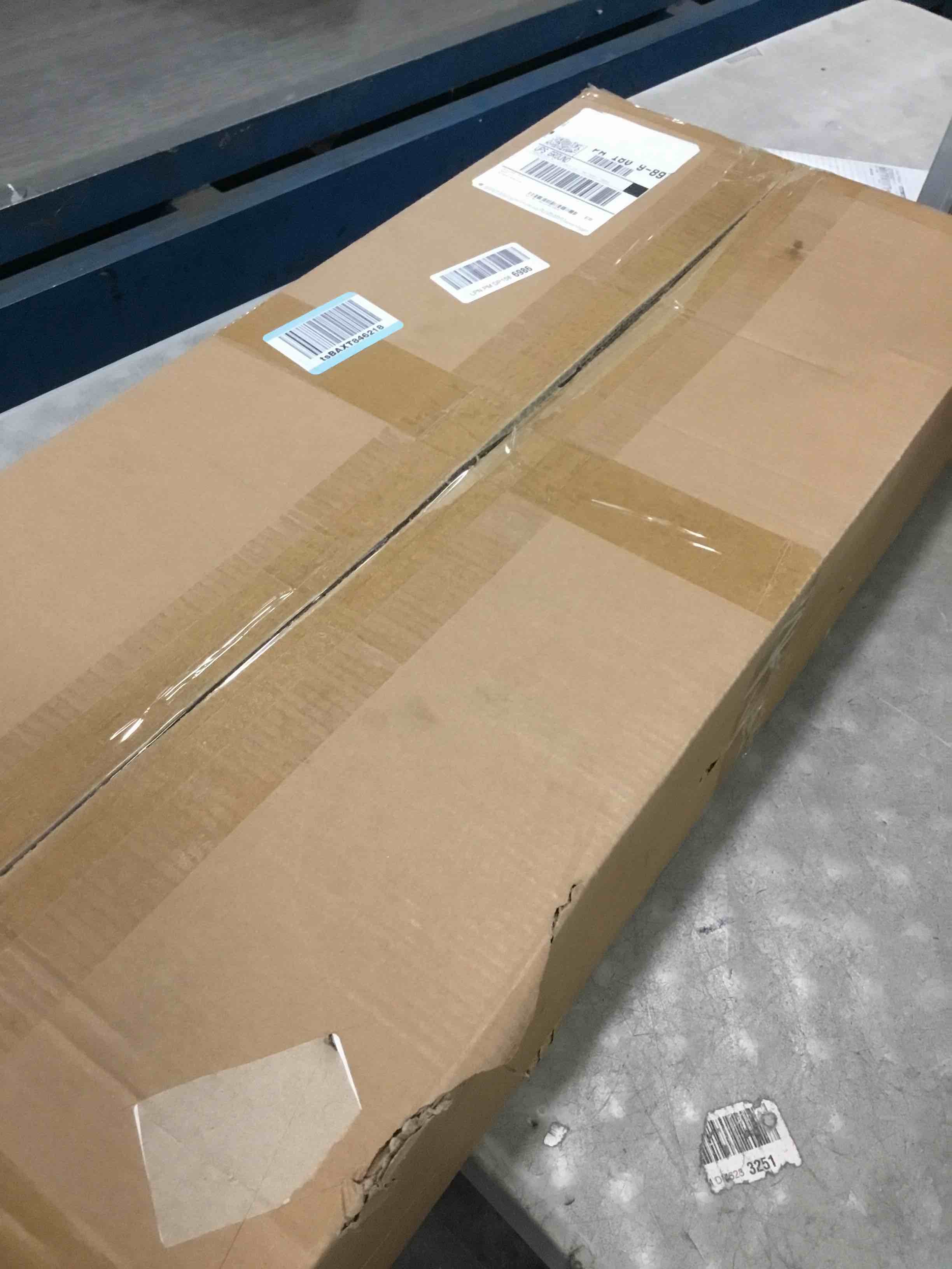 https://s3.amazonaws.com/lotting-images-prod/bidfta/TEA2153306_1742827140782.jpeg