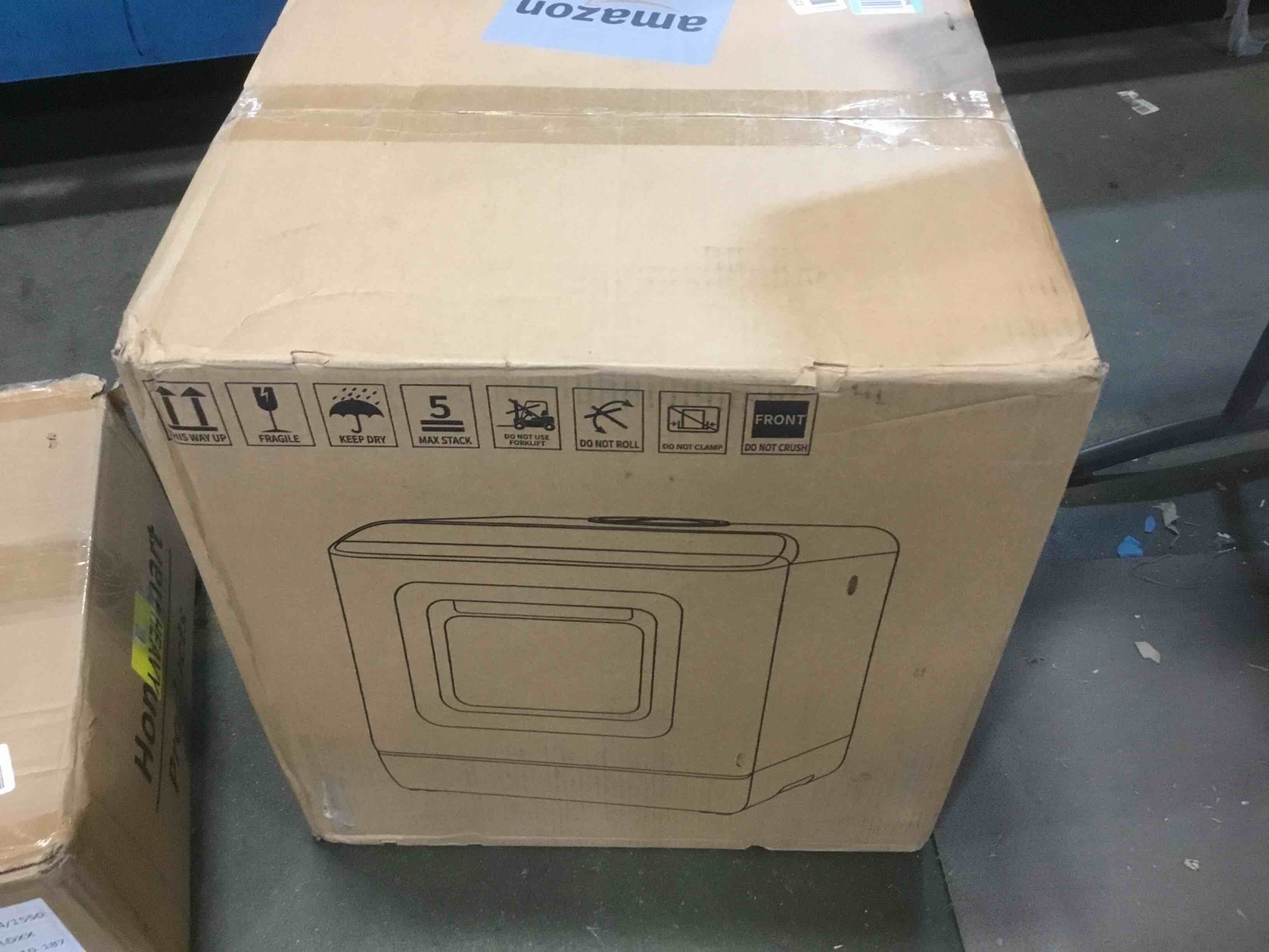 https://s3.amazonaws.com/lotting-images-prod/bidfta/TEA2153942_1743018719949.jpeg