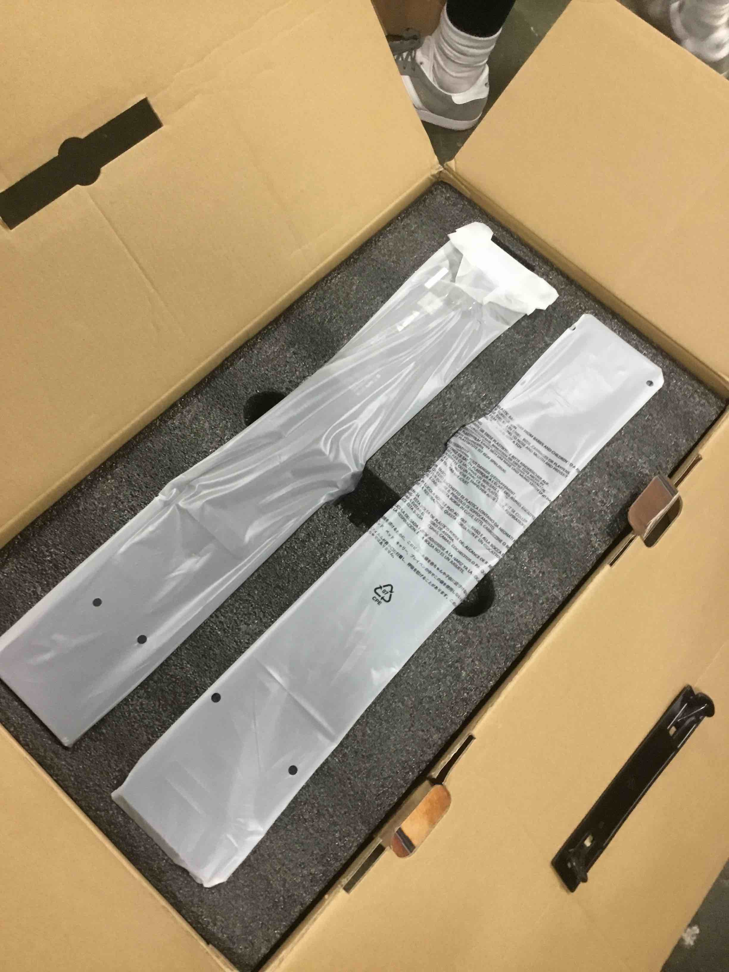 https://s3.amazonaws.com/lotting-images-prod/bidfta/TEA2154518_1743431839895.jpeg