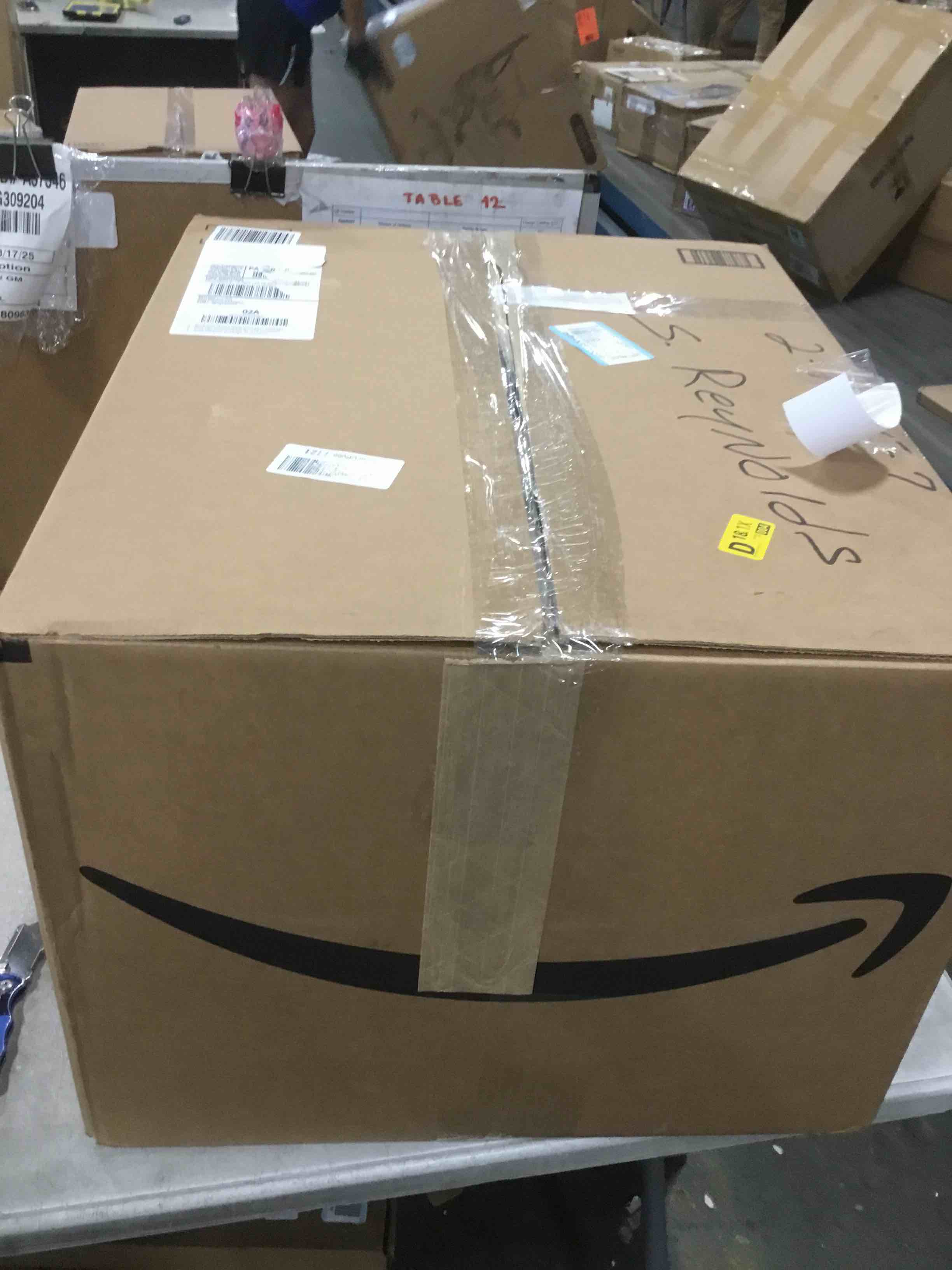 https://s3.amazonaws.com/lotting-images-prod/bidfta/TEA2154527_1743432773105.jpeg
