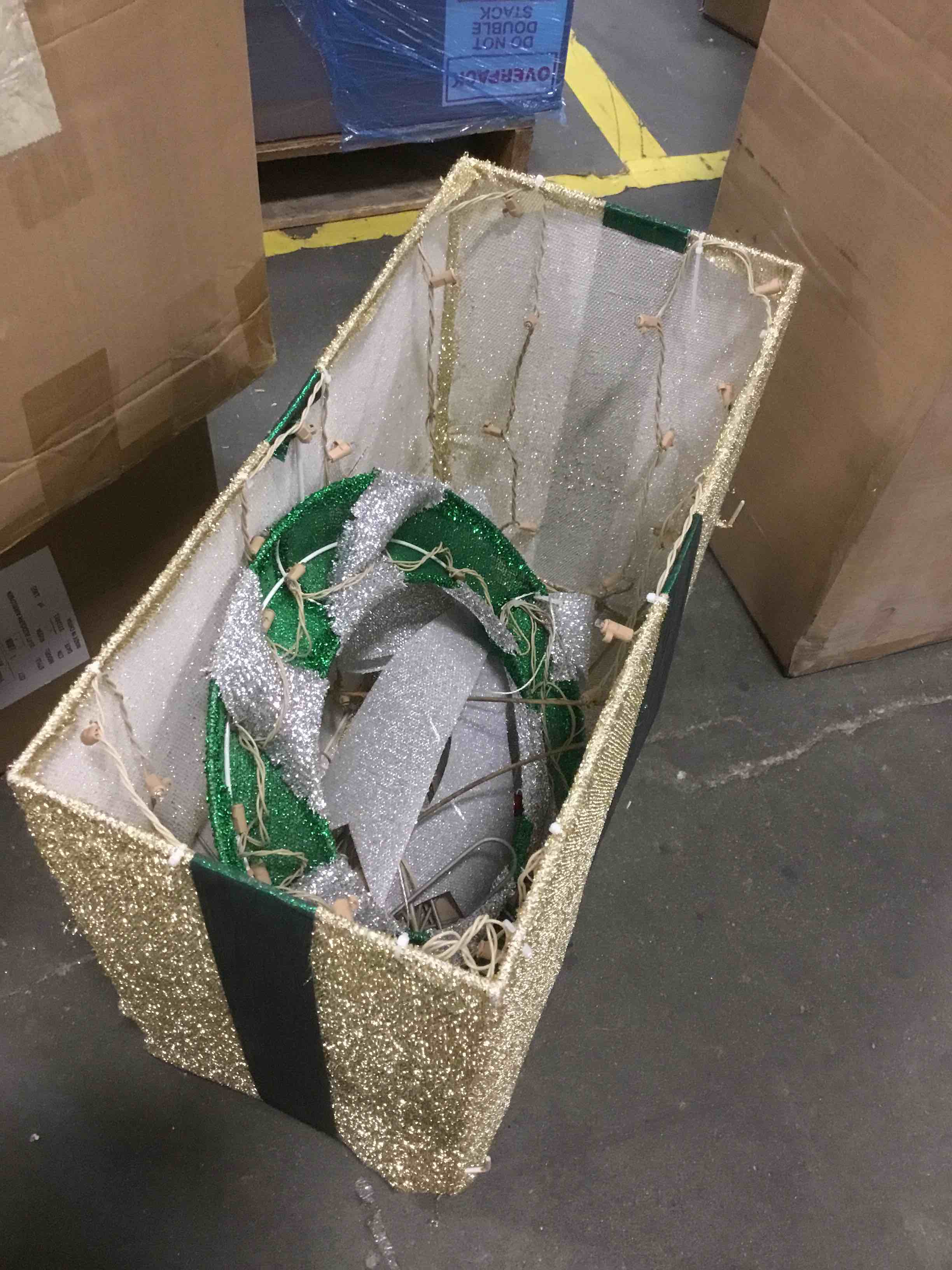 https://s3.amazonaws.com/lotting-images-prod/bidfta/TEA2154834_1743529155752.jpeg