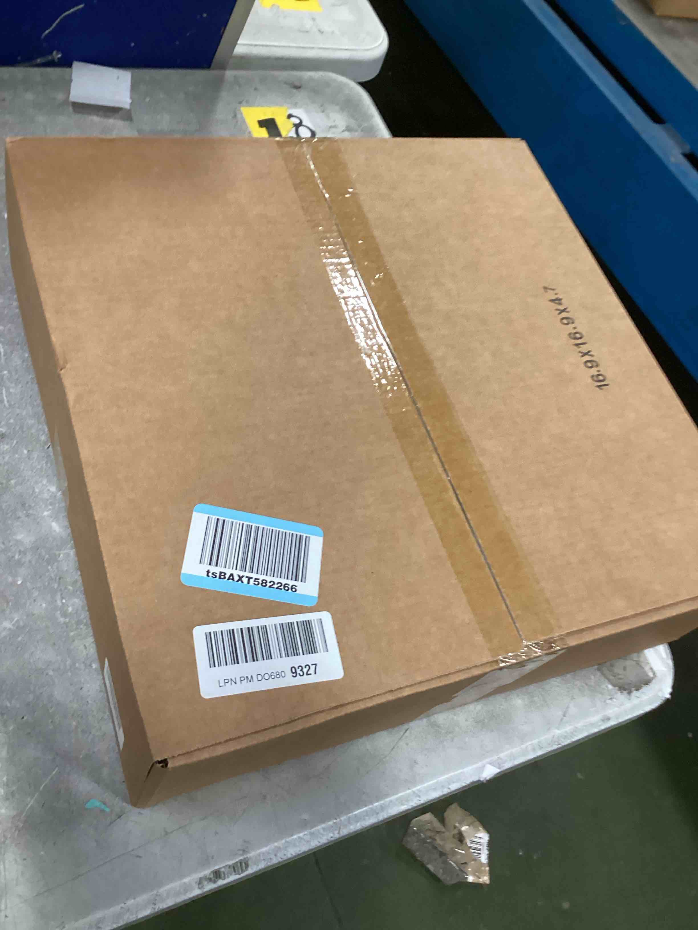 https://s3.amazonaws.com/lotting-images-prod/bidfta/TEA2155004_1742216914871.jpeg
