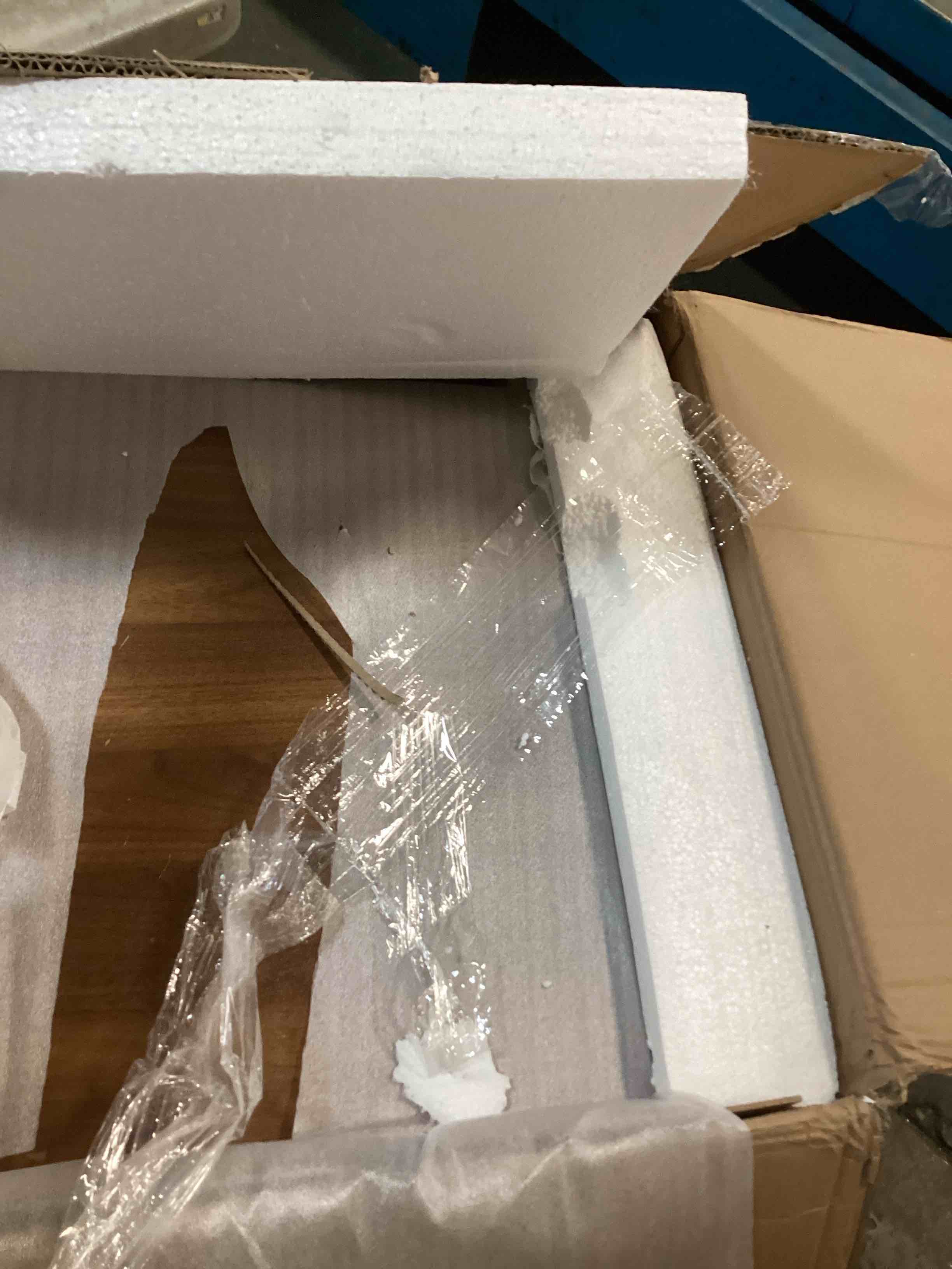 https://s3.amazonaws.com/lotting-images-prod/bidfta/TEA2156112_1742560059491.jpeg
