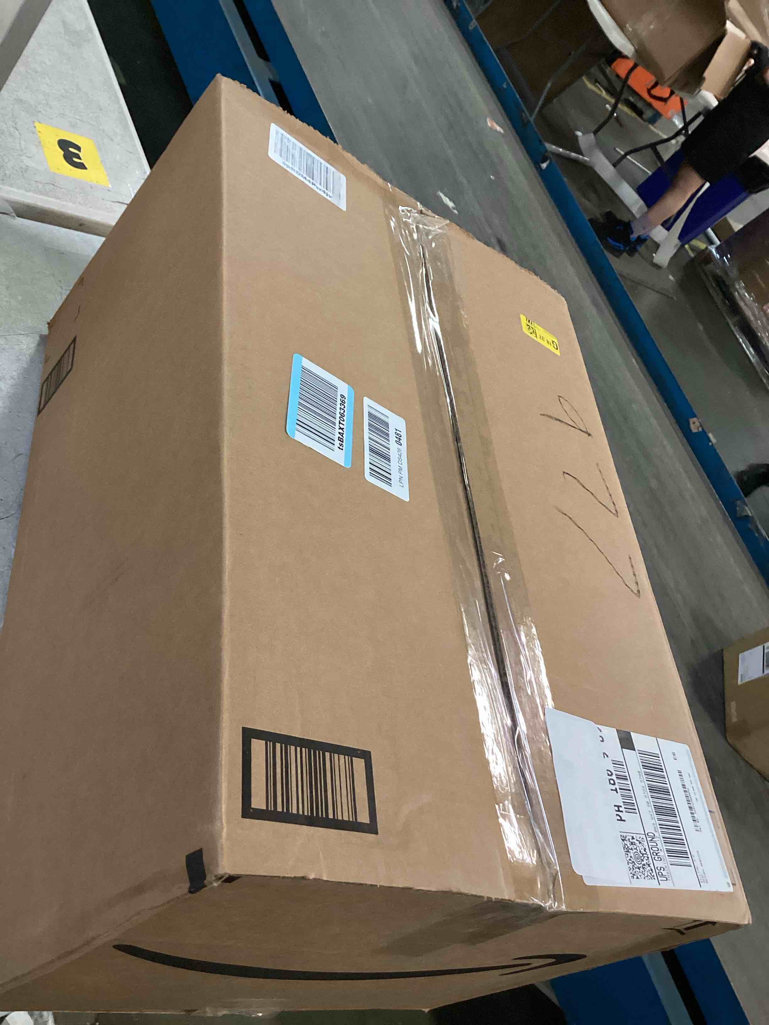 https://s3.amazonaws.com/lotting-images-prod/bidfta/TEA2157430_1743183150548.jpeg