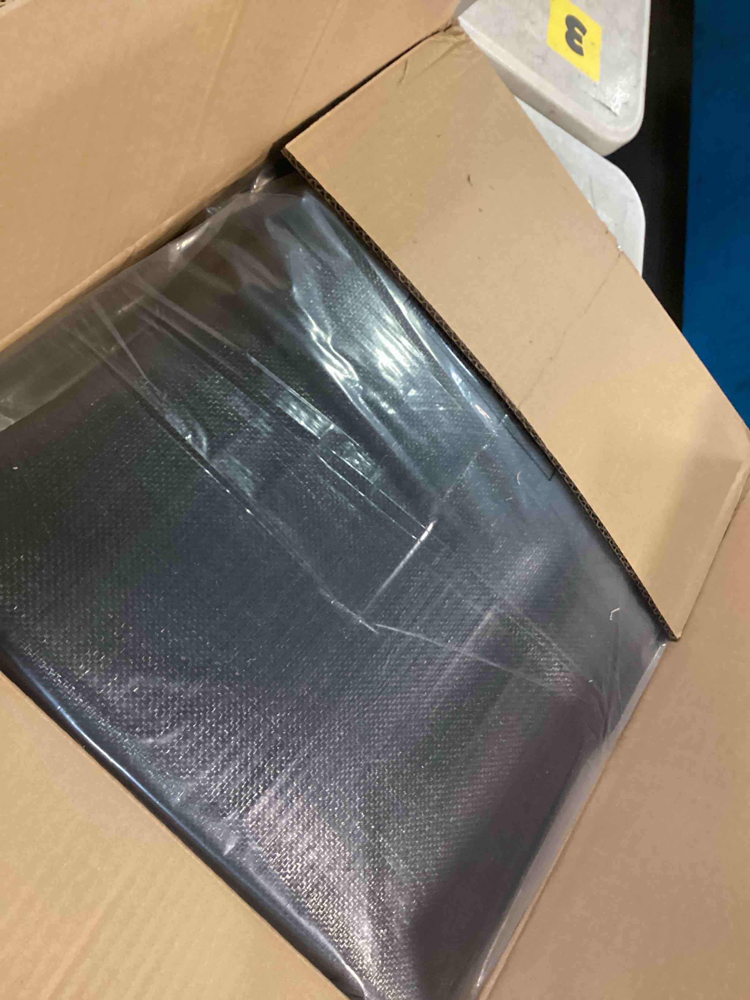 https://s3.amazonaws.com/lotting-images-prod/bidfta/TEA2157452_1743191414960.jpeg