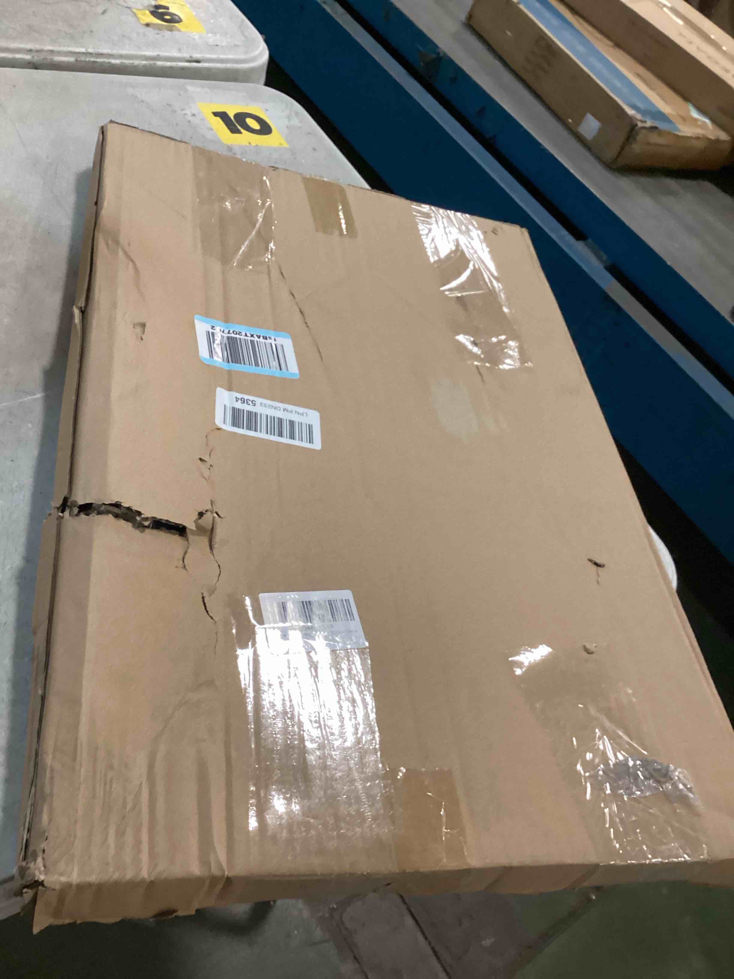 https://s3.amazonaws.com/lotting-images-prod/bidfta/TEA2158333_1742388899717.jpeg
