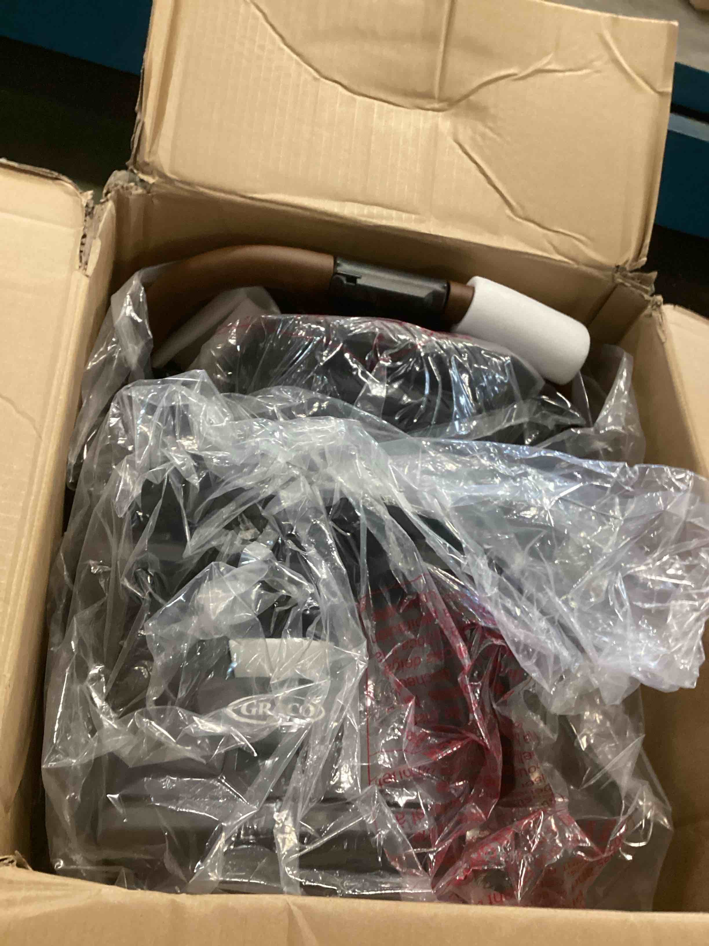 https://s3.amazonaws.com/lotting-images-prod/bidfta/TEA2158712_1742563730984.jpeg