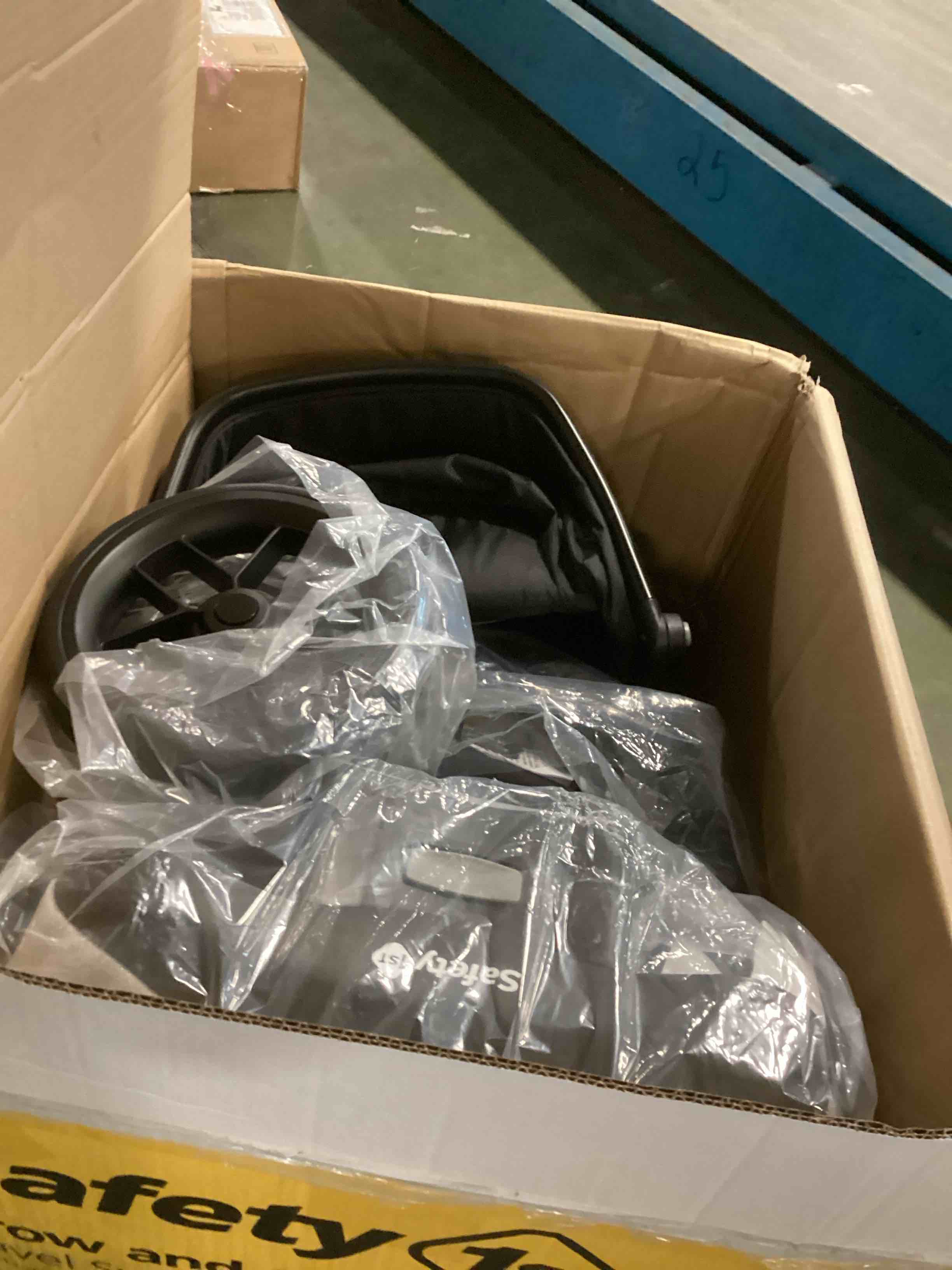 https://s3.amazonaws.com/lotting-images-prod/bidfta/TEA2158869_1742818454985.jpeg