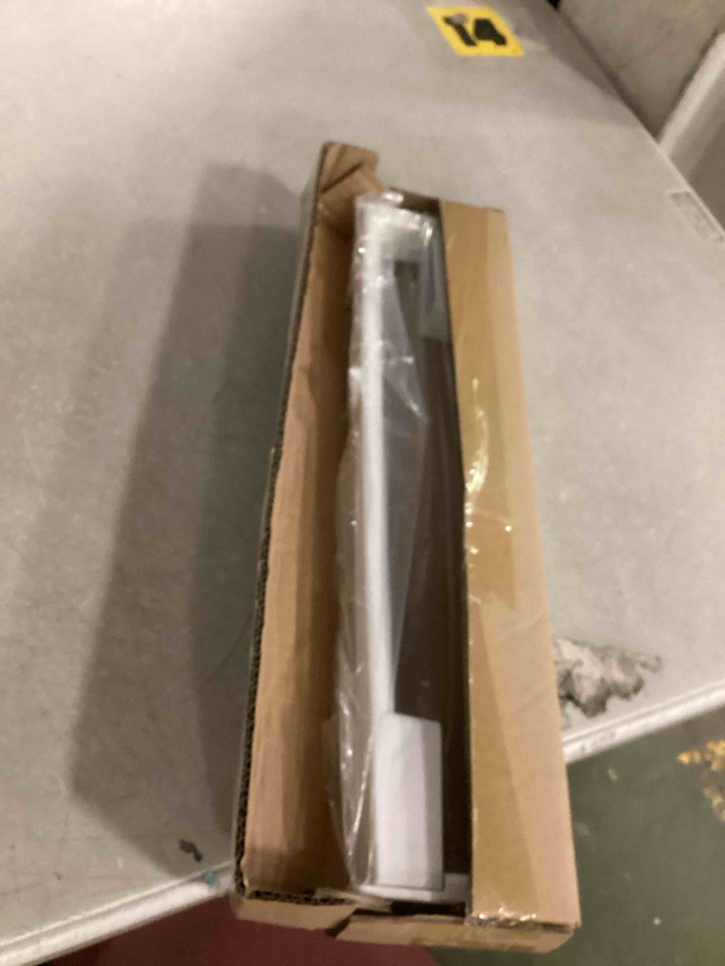 https://s3.amazonaws.com/lotting-images-prod/bidfta/TEA2159031_1742905712040.jpeg