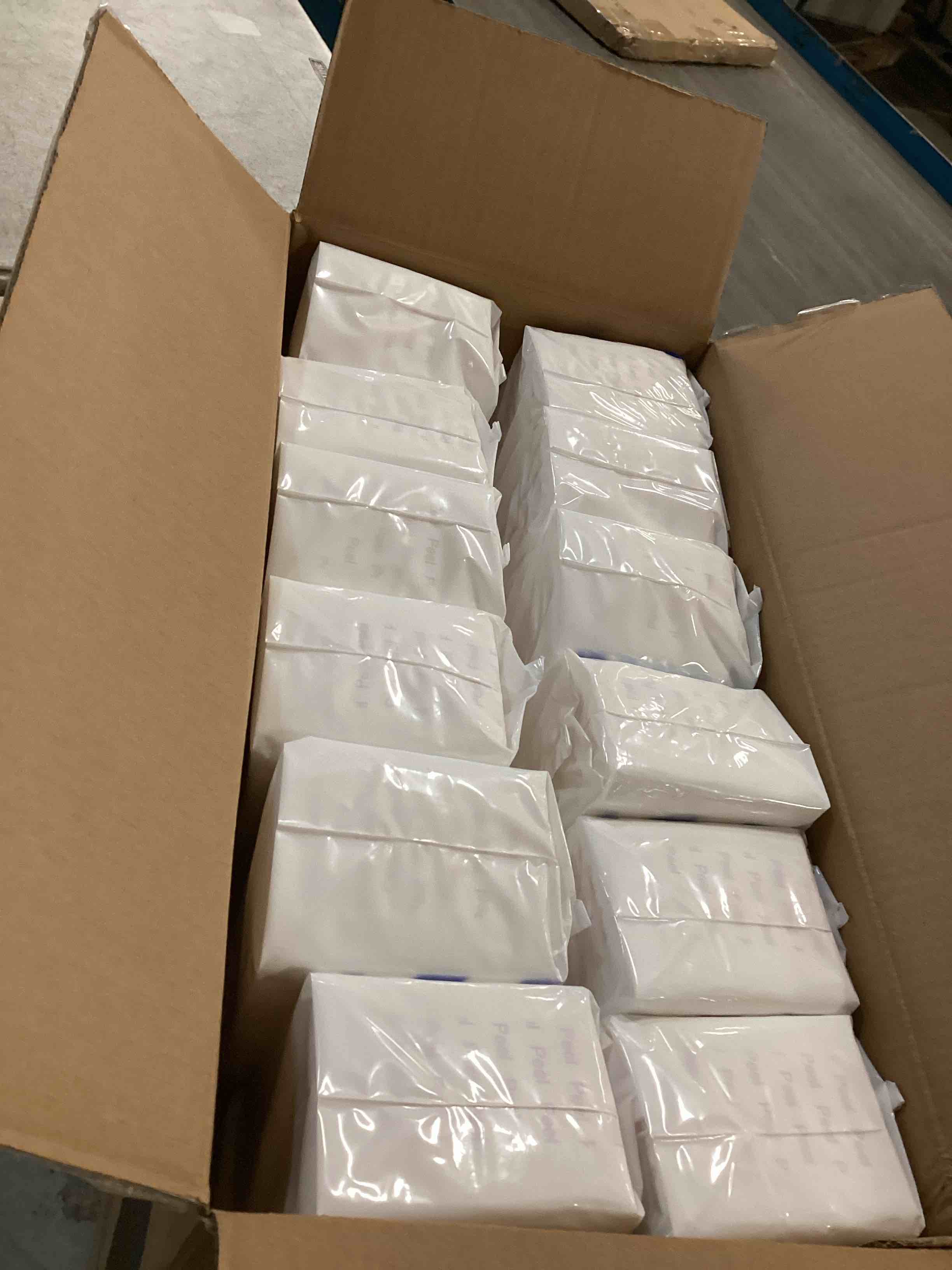 https://s3.amazonaws.com/lotting-images-prod/bidfta/TEA2159282_1742996019348.jpeg