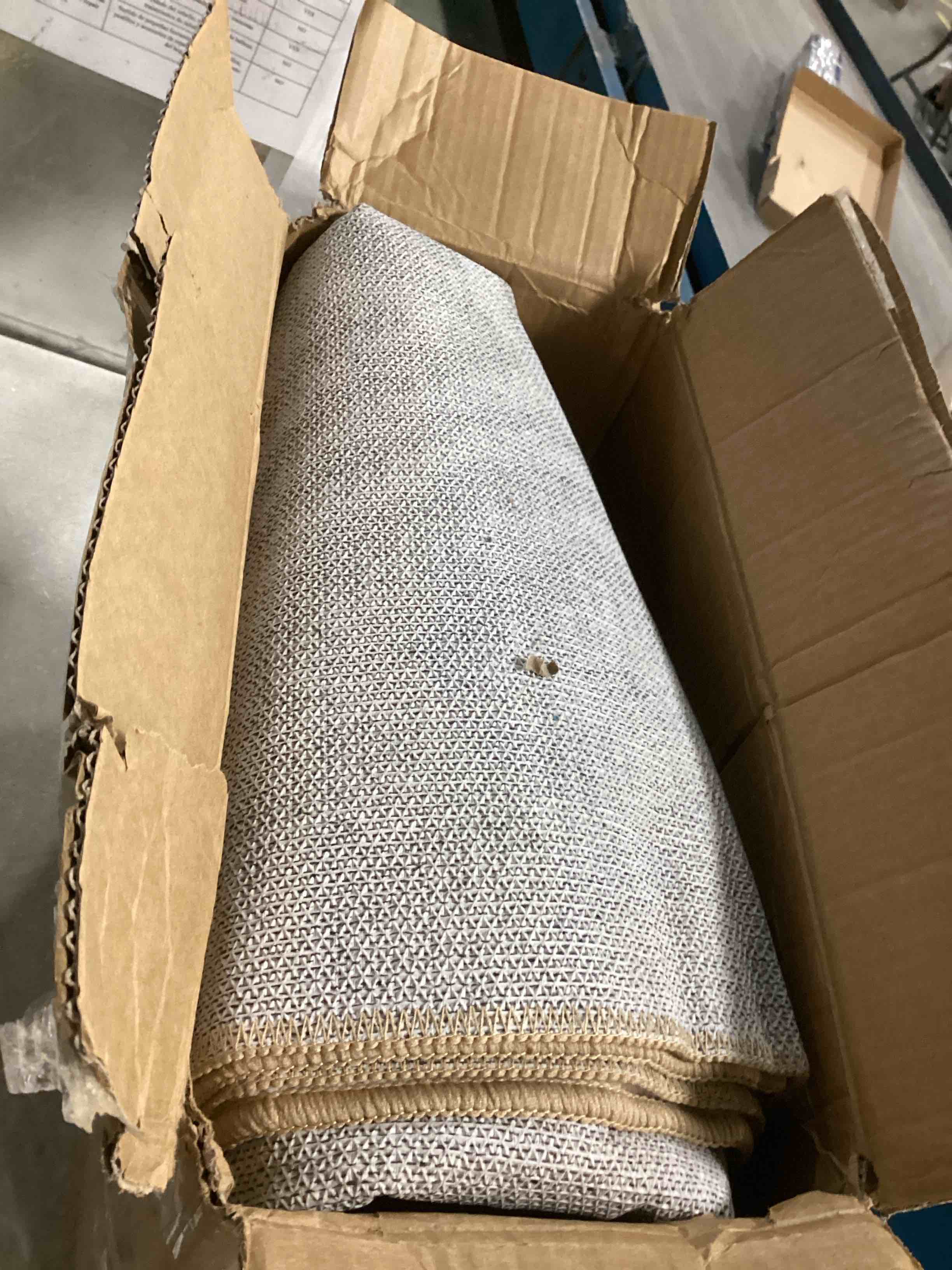 https://s3.amazonaws.com/lotting-images-prod/bidfta/TEA2159688_1743164704054.jpeg