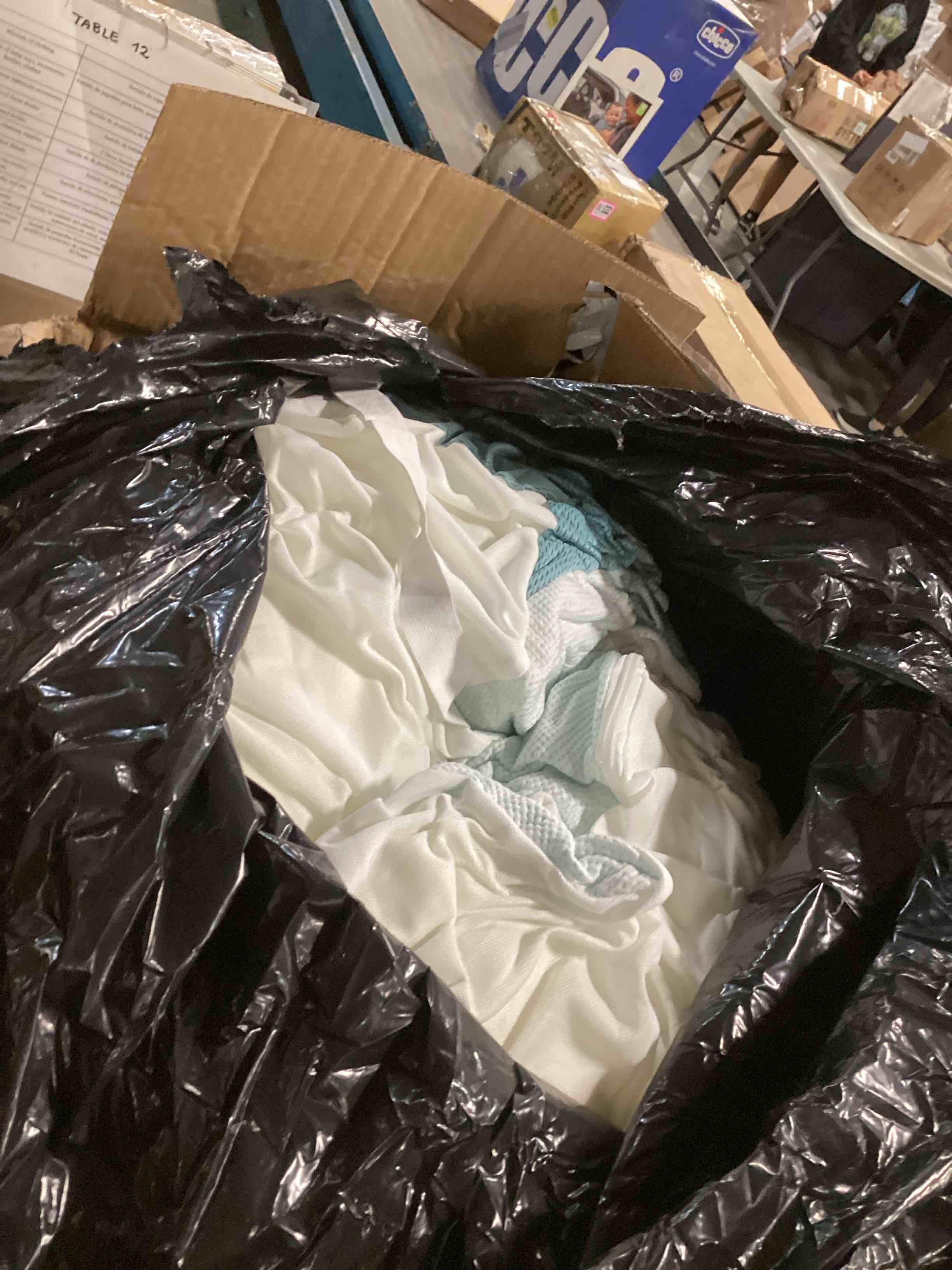 https://s3.amazonaws.com/lotting-images-prod/bidfta/TEA2159700_1743166050819.jpeg