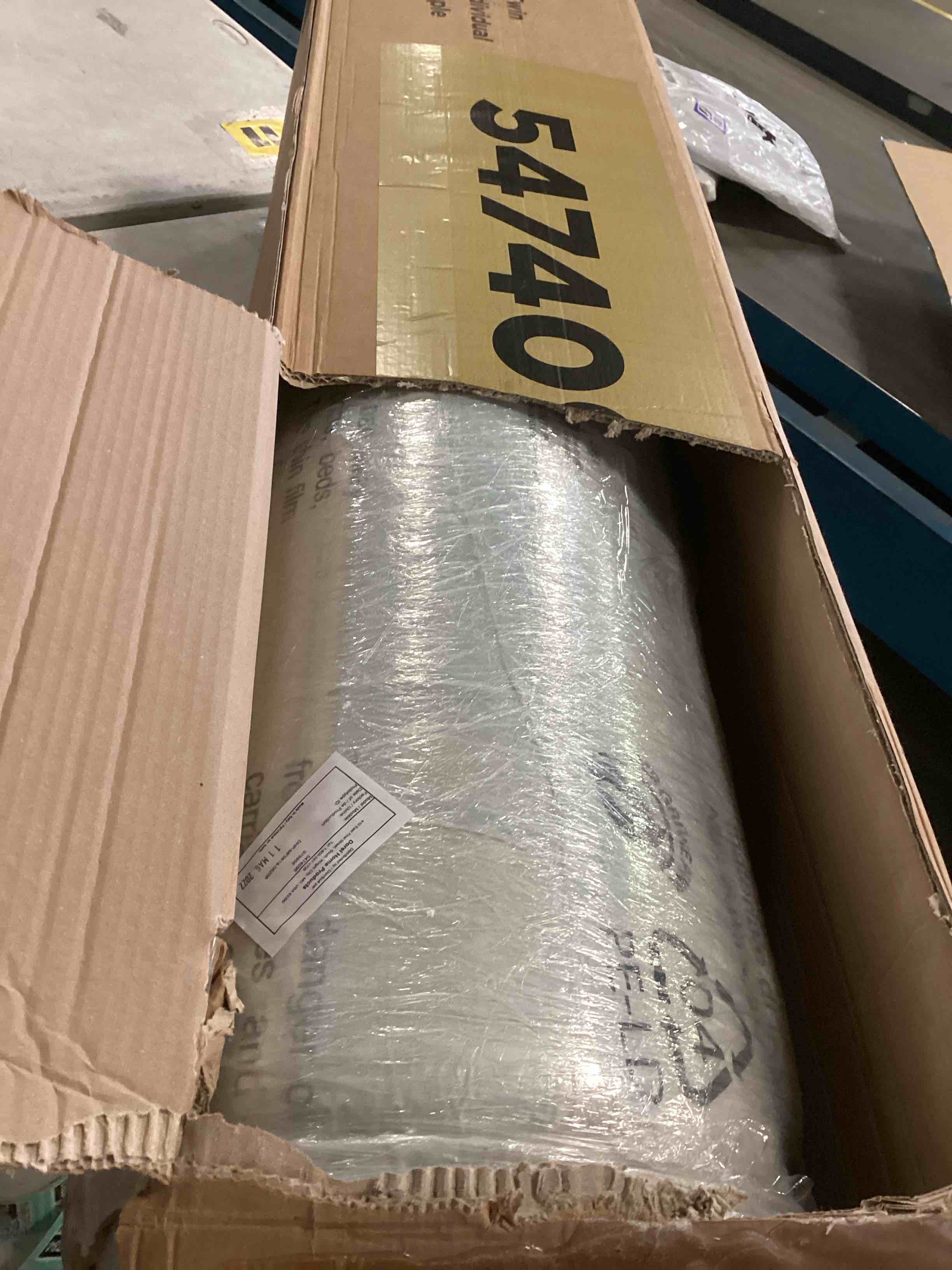 https://s3.amazonaws.com/lotting-images-prod/bidfta/TEA2159776_1743174136831.jpeg
