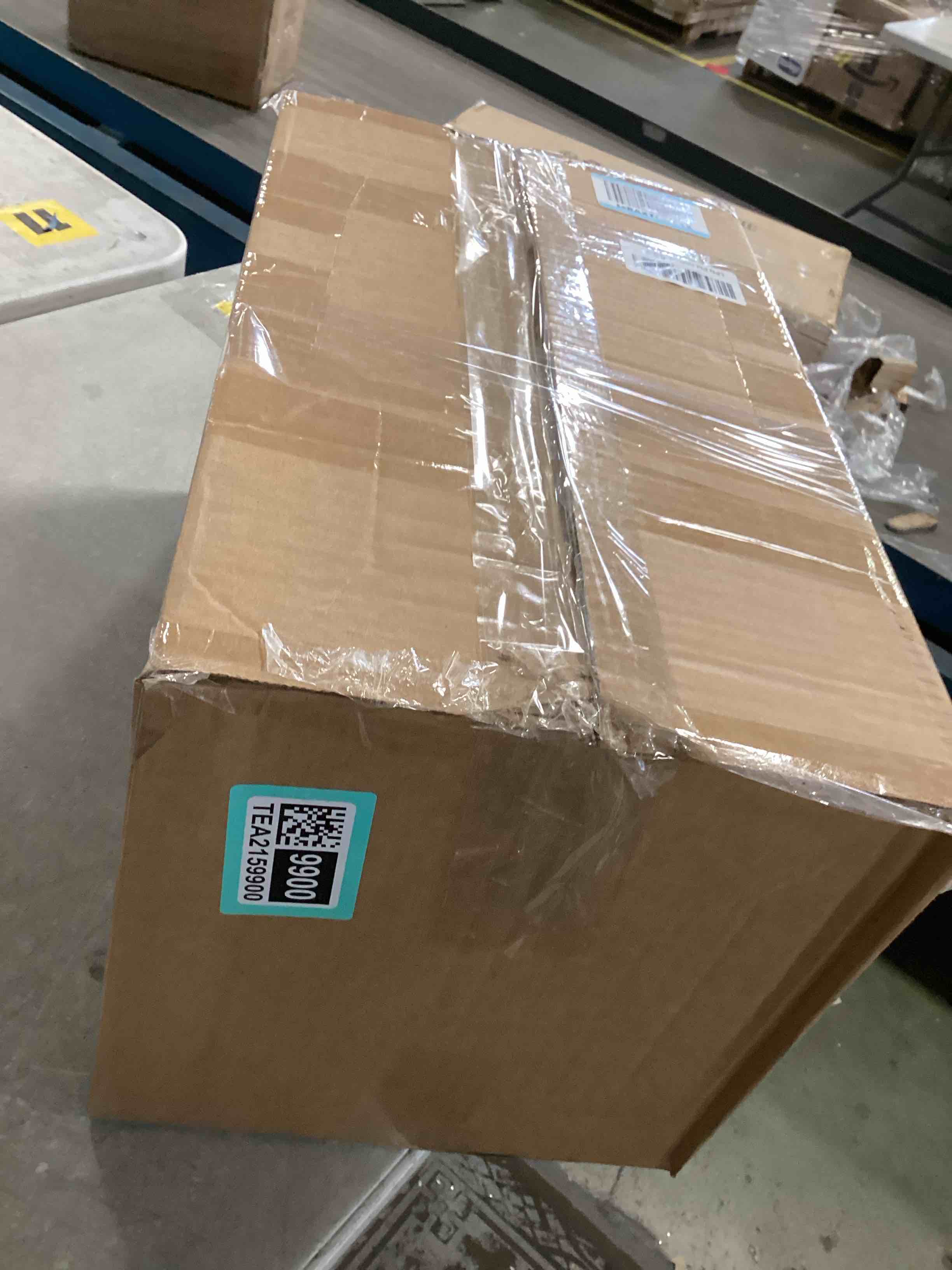 https://s3.amazonaws.com/lotting-images-prod/bidfta/TEA2159900_1743192308110.jpeg