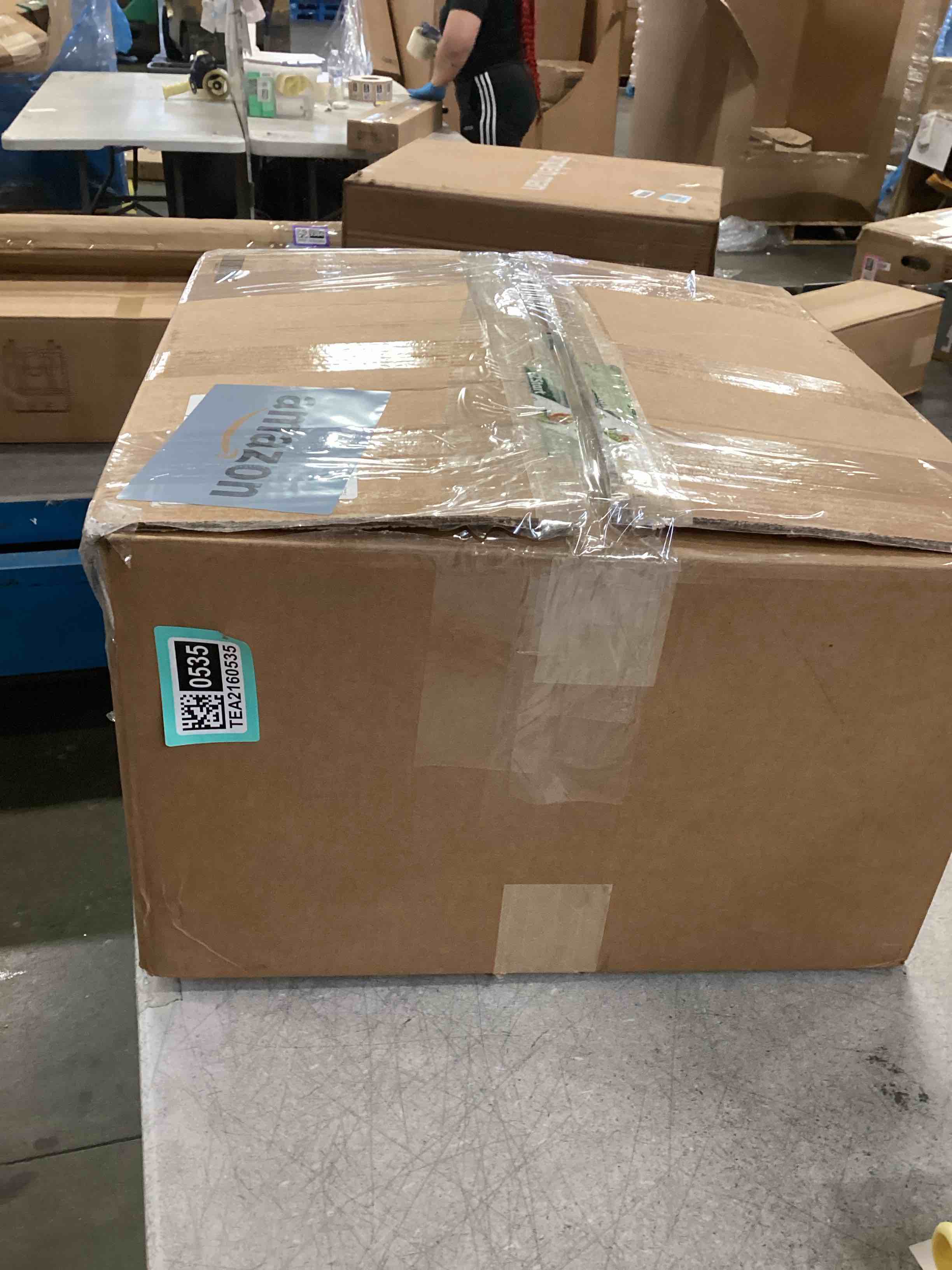 https://s3.amazonaws.com/lotting-images-prod/bidfta/TEA2160535_1743599364066.jpeg
