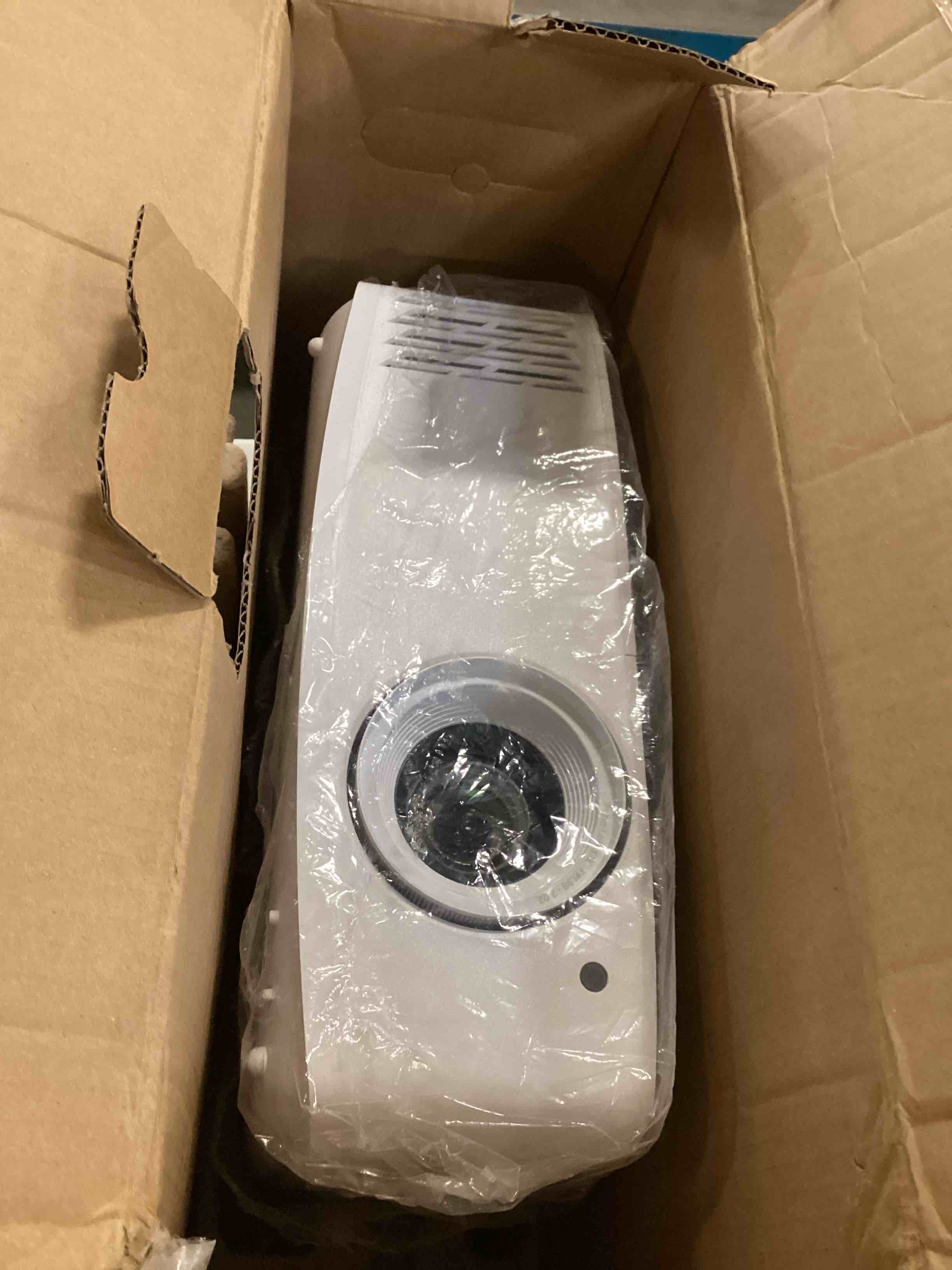 https://s3.amazonaws.com/lotting-images-prod/bidfta/TEA2160689_1743620178166.jpeg