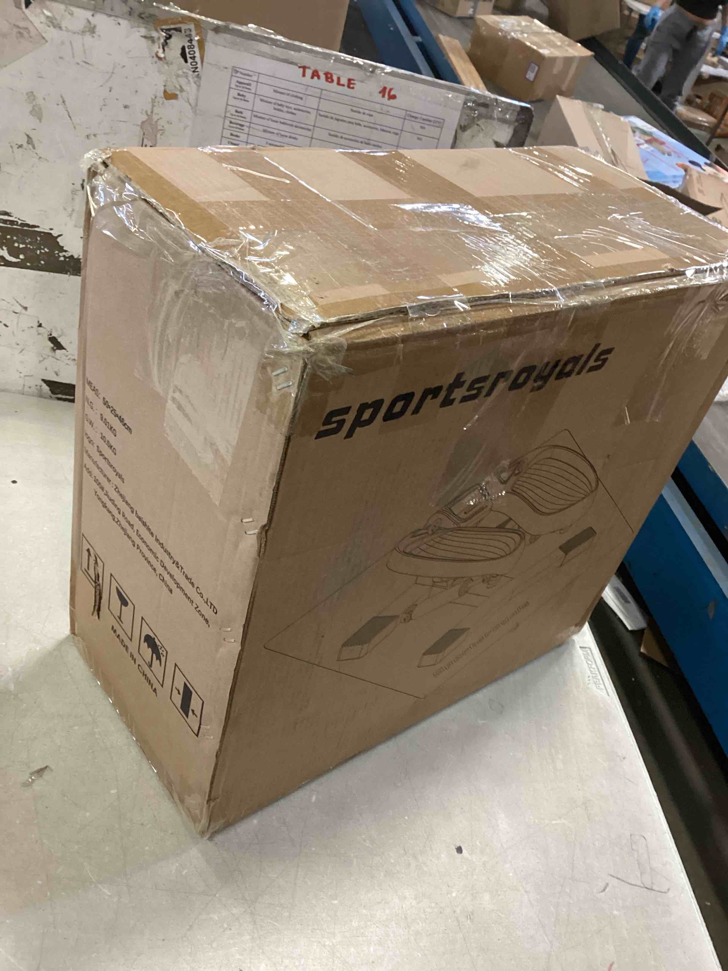 https://s3.amazonaws.com/lotting-images-prod/bidfta/TEA2162695_1742840975795.jpeg
