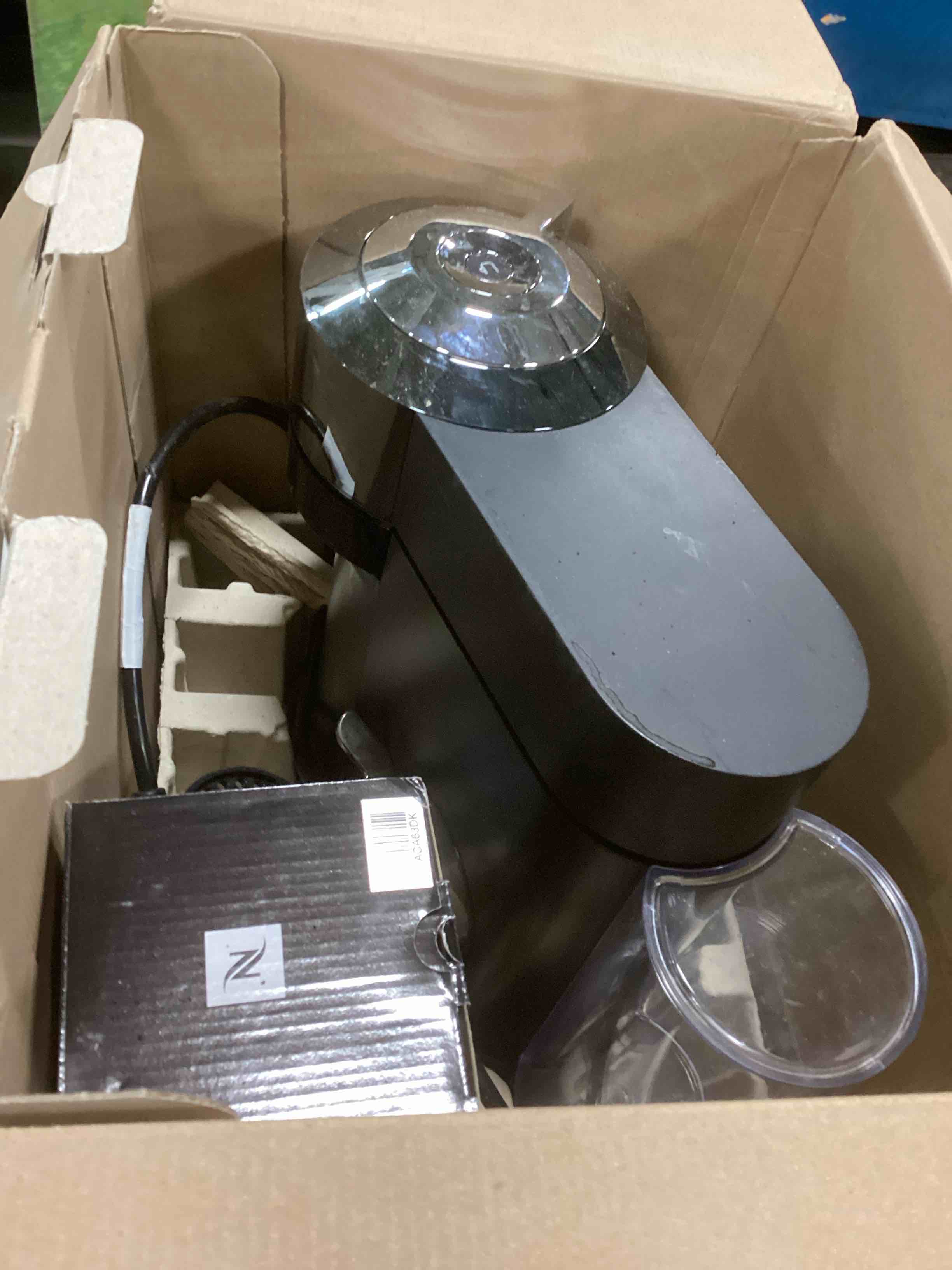 https://s3.amazonaws.com/lotting-images-prod/bidfta/TEA2163562_1743164799531.jpeg